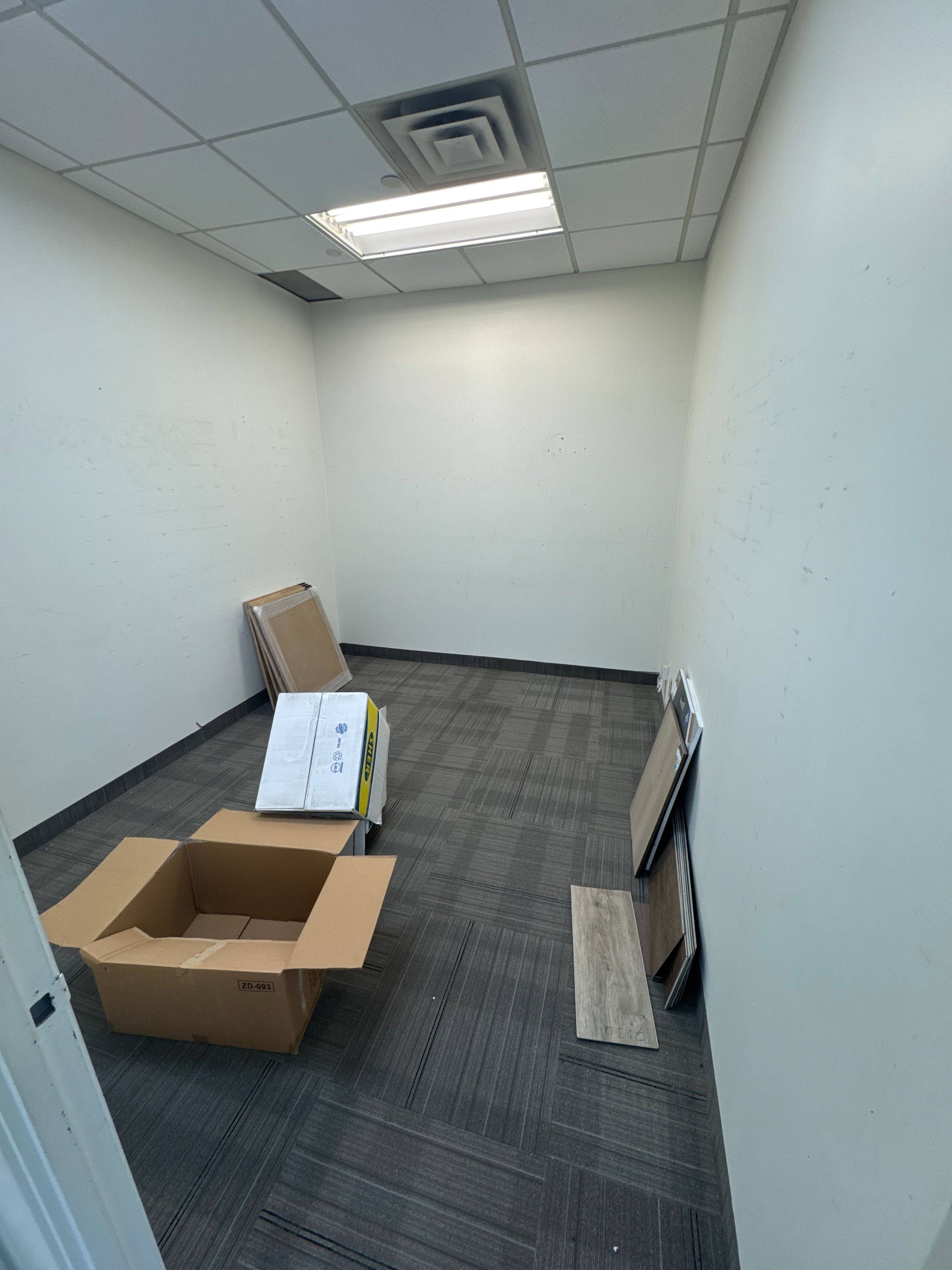 Toronto E07, ON M1V 5J1,200 Tiffield RD #106