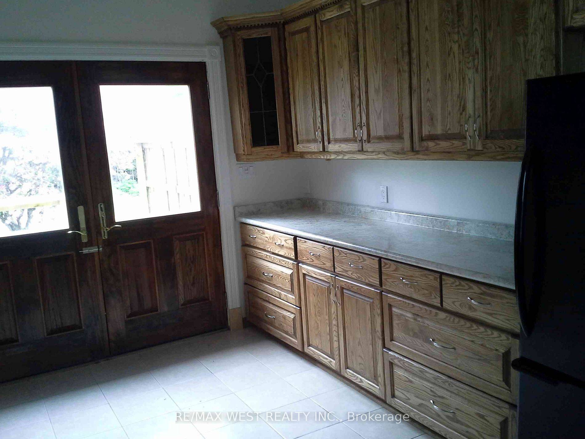 London South, ON N6C 1A5,52 Becher ST