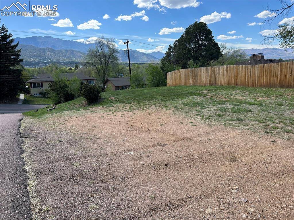 Colorado Springs, CO 80905,2015 Mt Washington AVE
