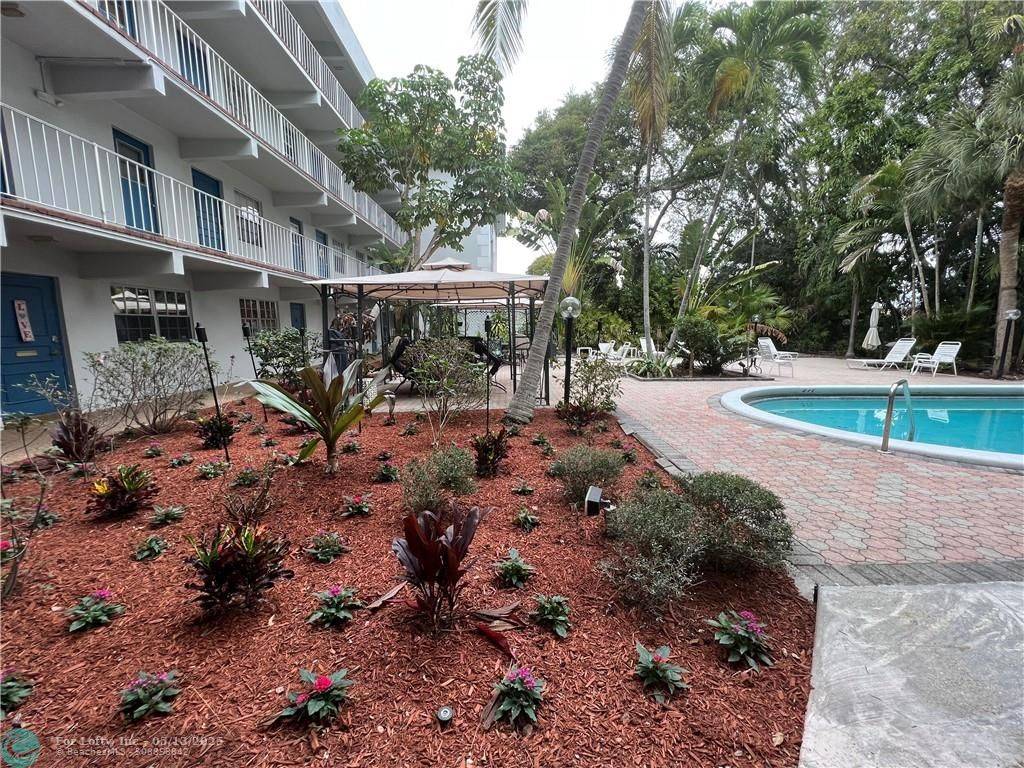 Fort Lauderdale, FL 33334,1407 NE 56th St  #315