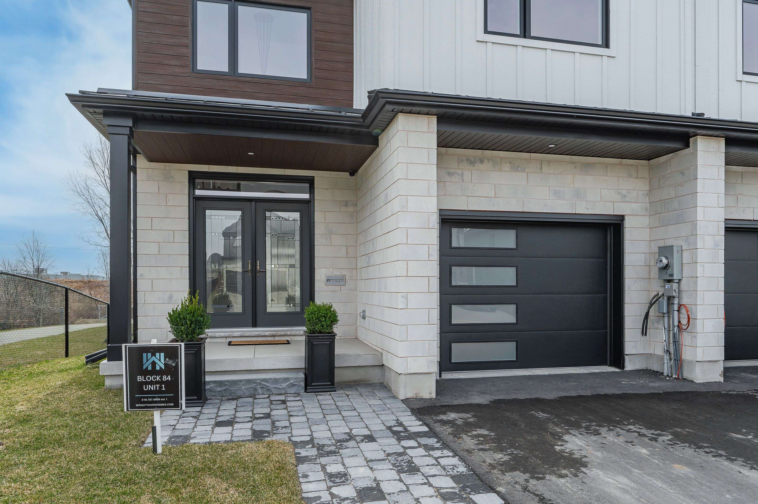 Centre Wellington, ON N0B 1S0,35 Halls DR