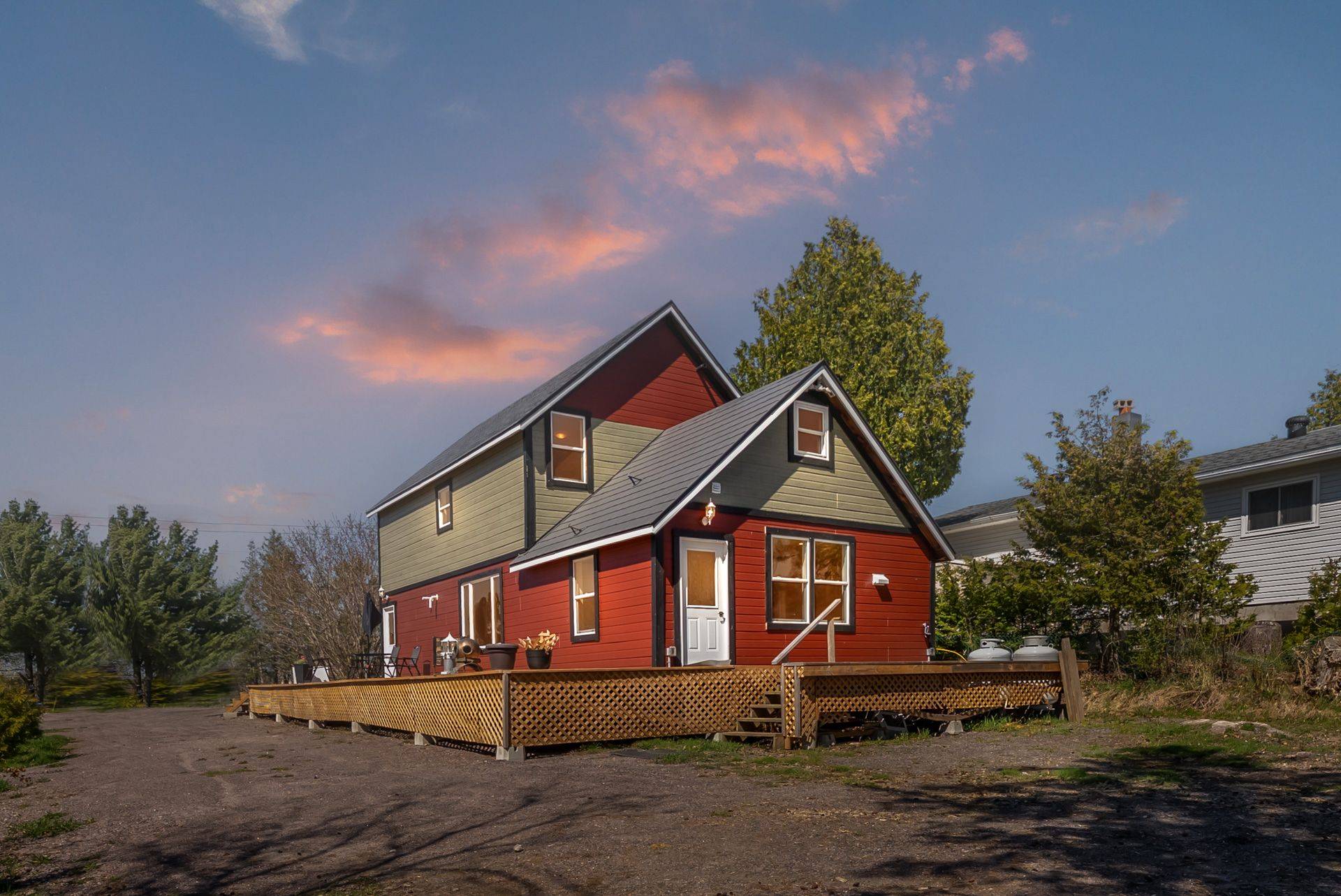 Parry Sound Remote Area, ON P0G 1B0,1 Holland AVE