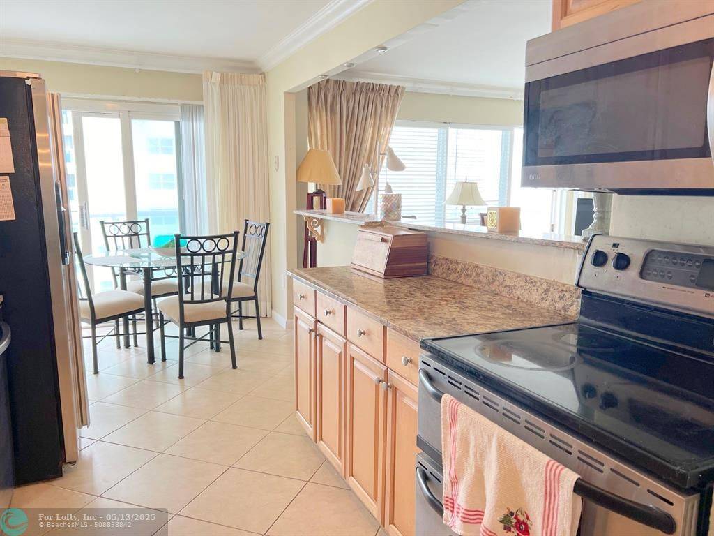 Fort Lauderdale, FL 33308,3400 Galt Ocean Dr  #1003S