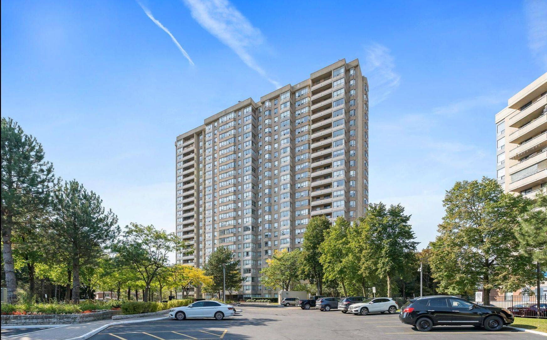 Brampton, ON L6Y 4W6,30 Malta AVE #307
