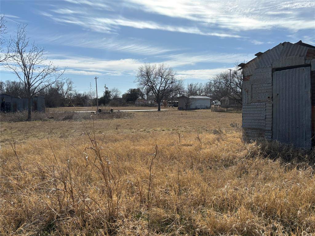 Olney, TX 76374,206 E Springcreek Road E