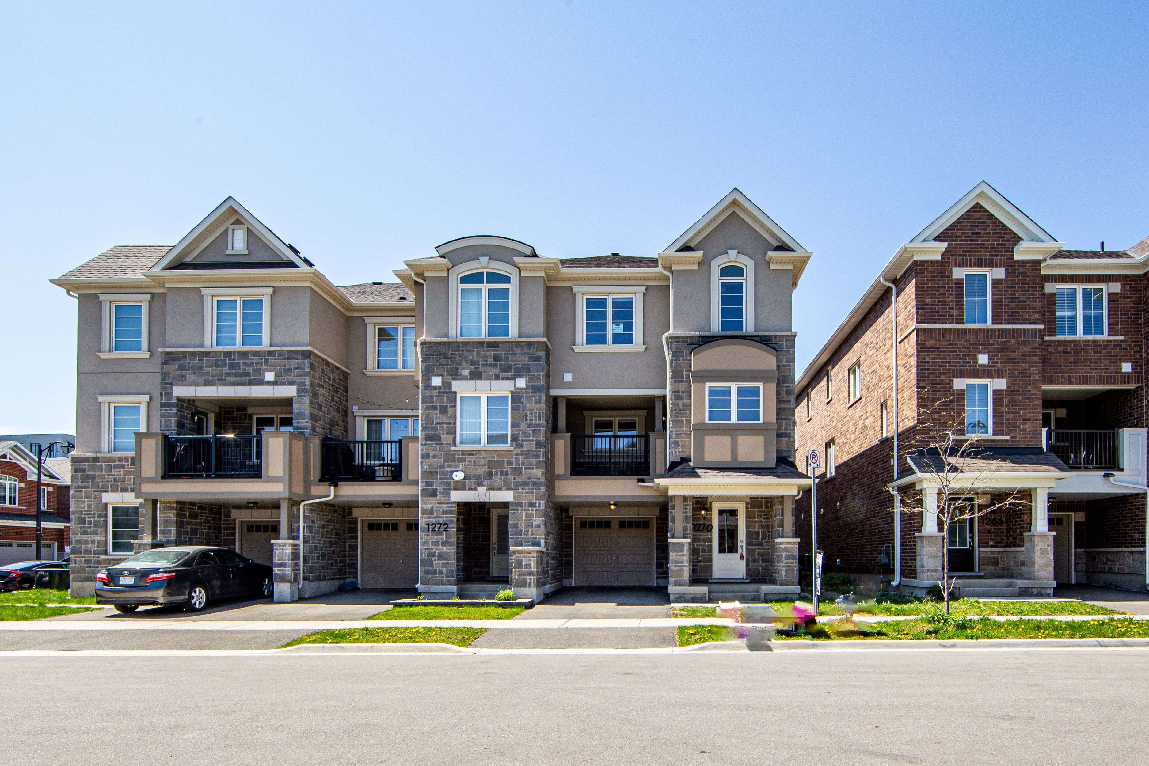 Milton, ON L9E 1S4,1270 Wintergreen PL
