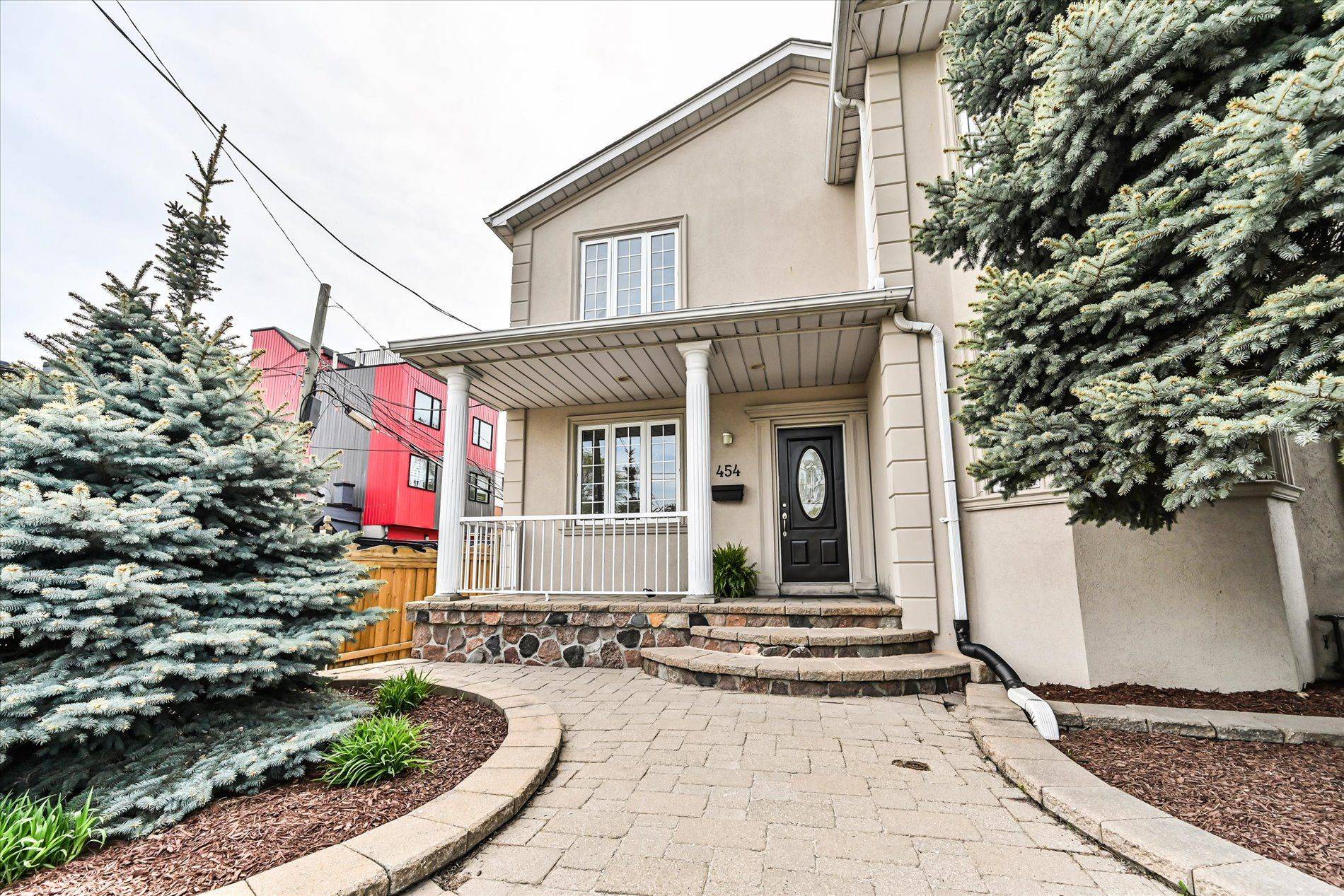 Toronto E03, ON M4J 3S5,454 Donlands AVE