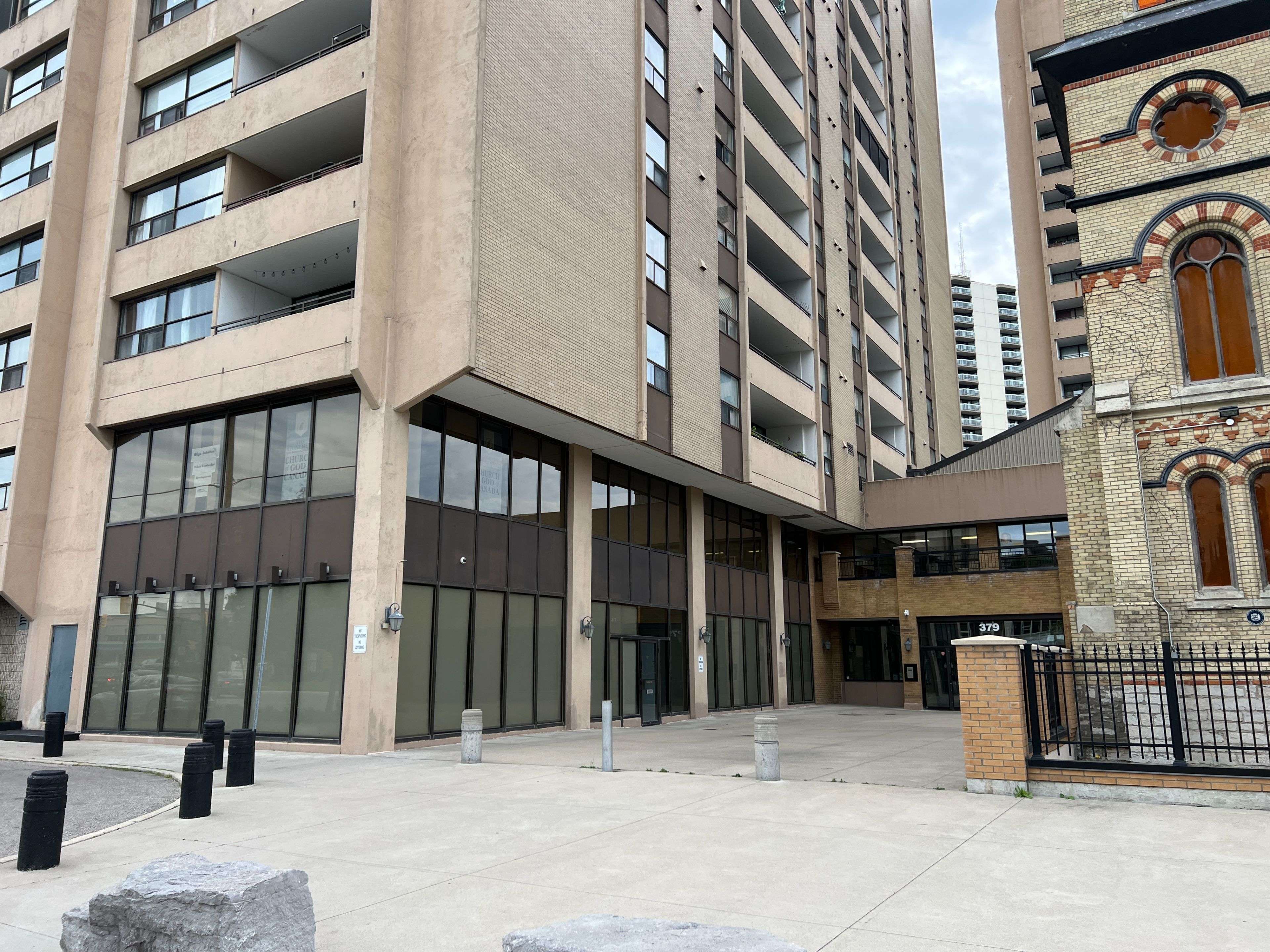 London East, ON N6B 1V5,379 Dundas ST #217