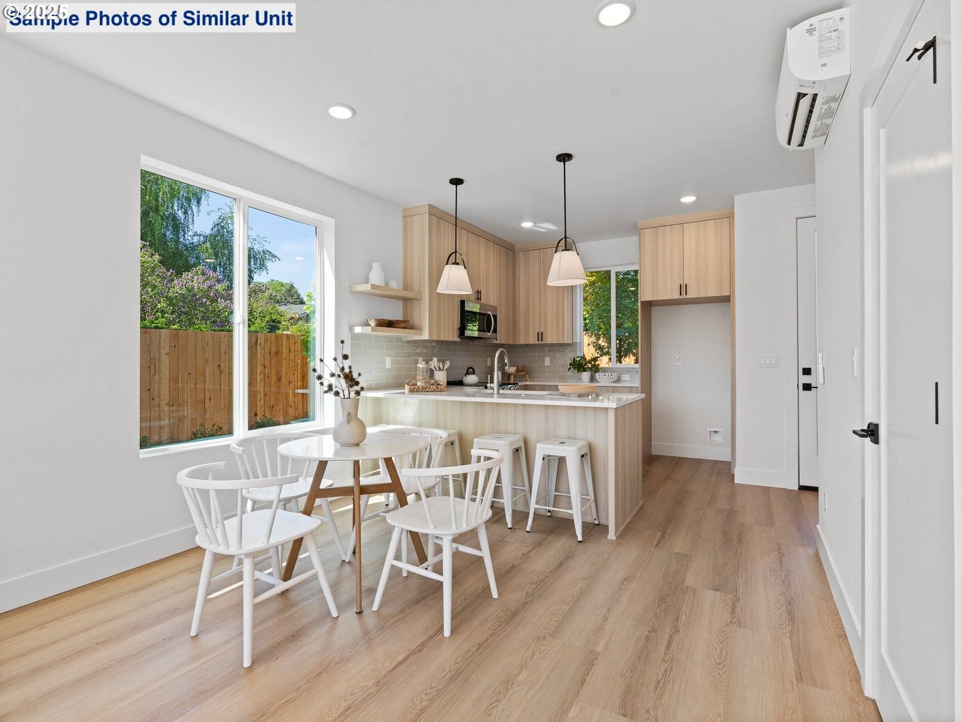 Portland, OR 97202,1214 SE Center ST #5