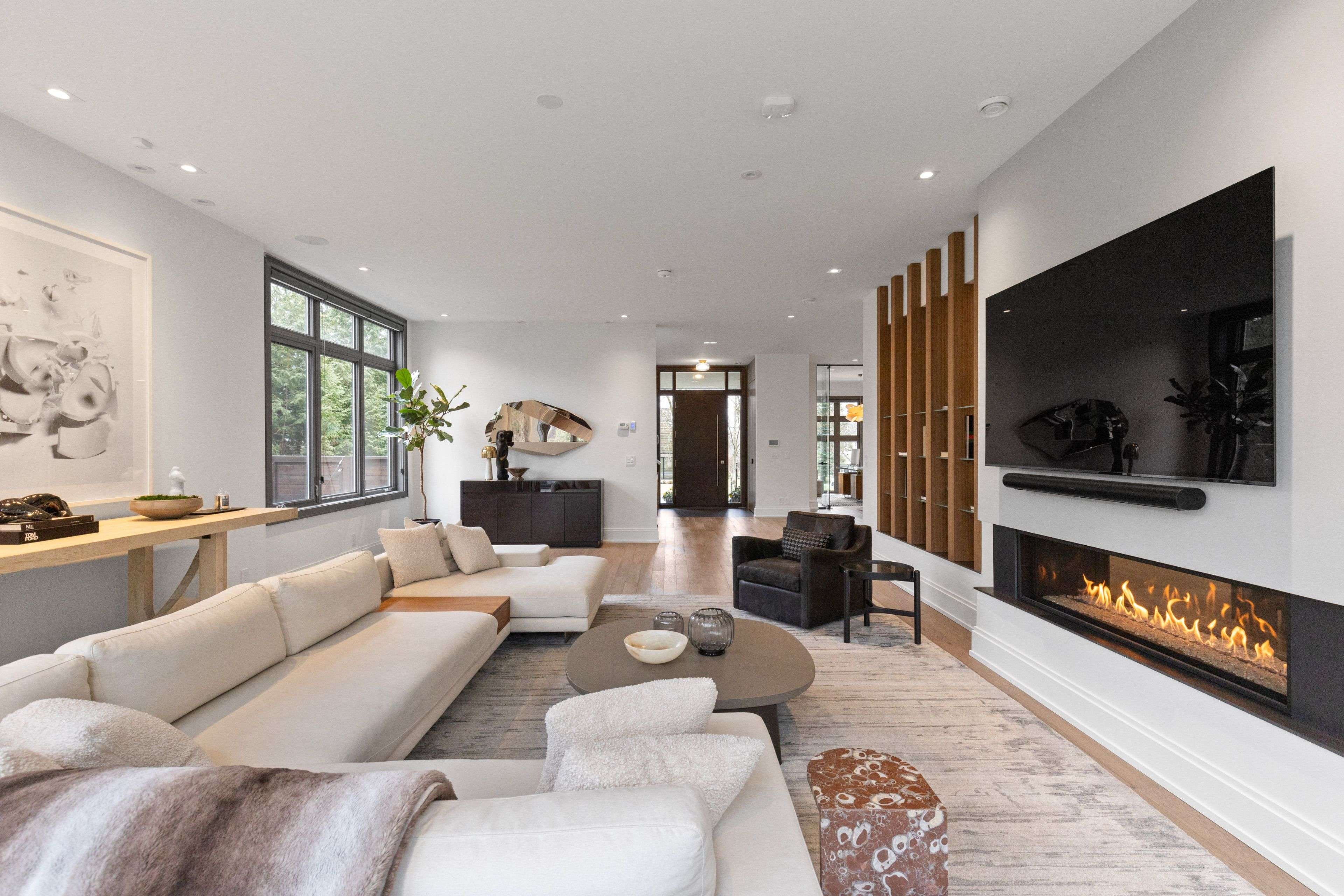 Mississauga, ON L5G 2J1,267 Kenollie AVE