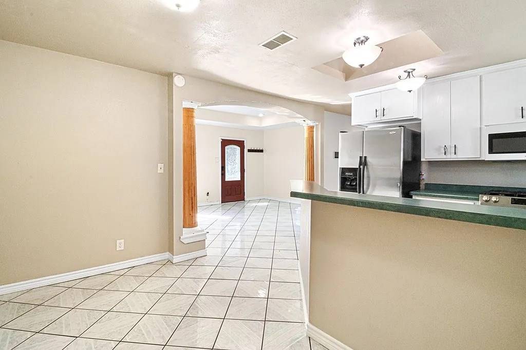 Midland, TX 79703,914 N Howard Dr