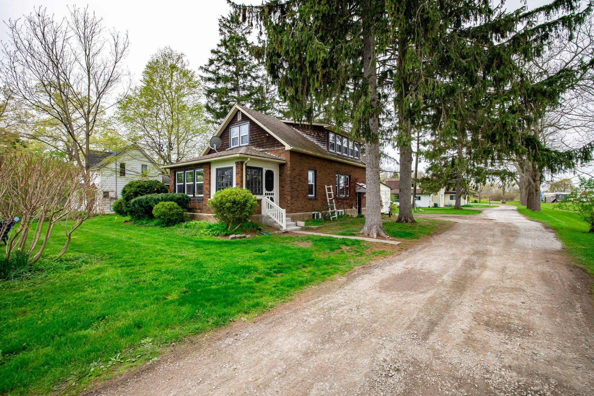 Fort Erie, ON L0S 1N0,231 Pt Abino RD S
