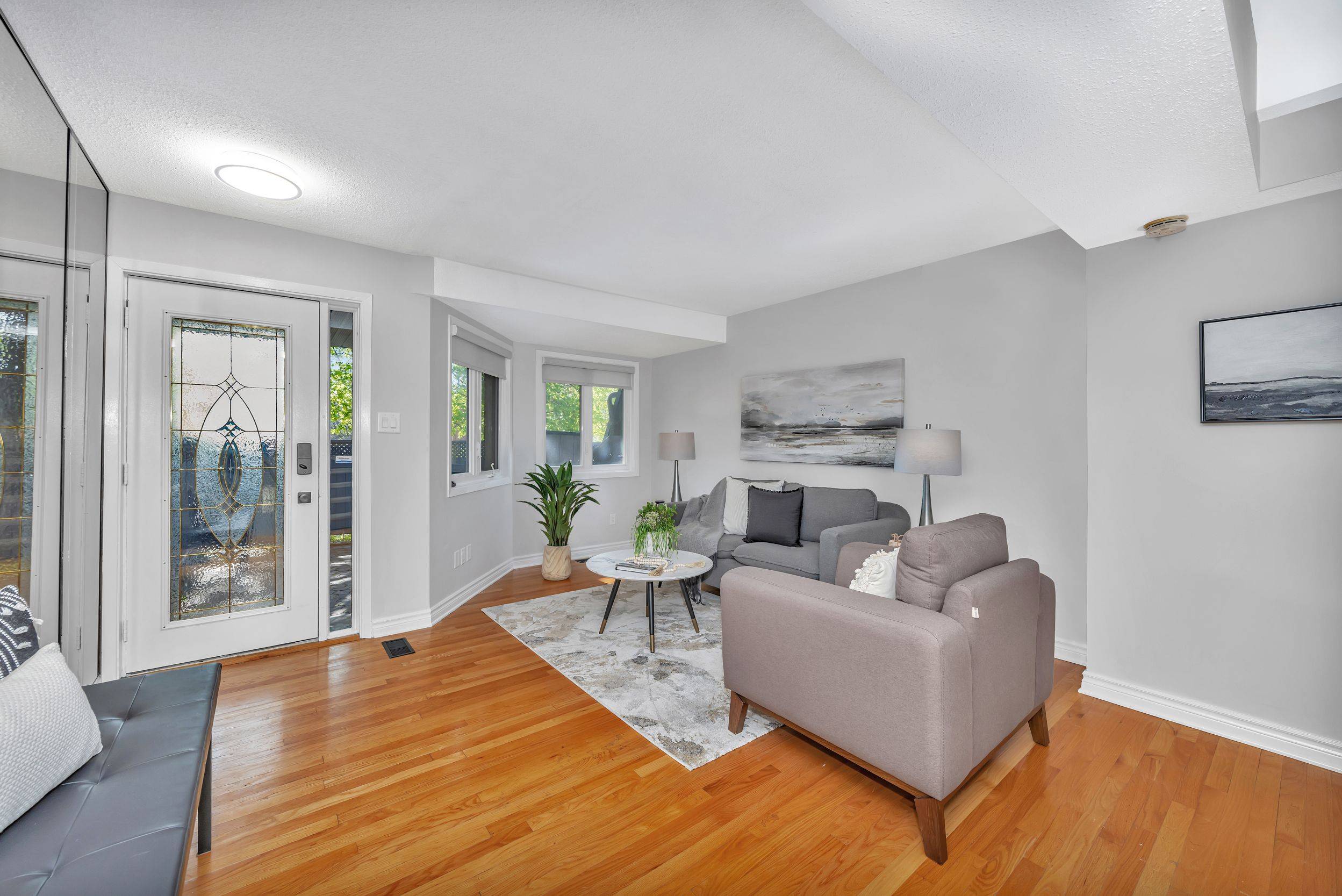 West Centre Town, ON K1R 7V6,27 Preston ST