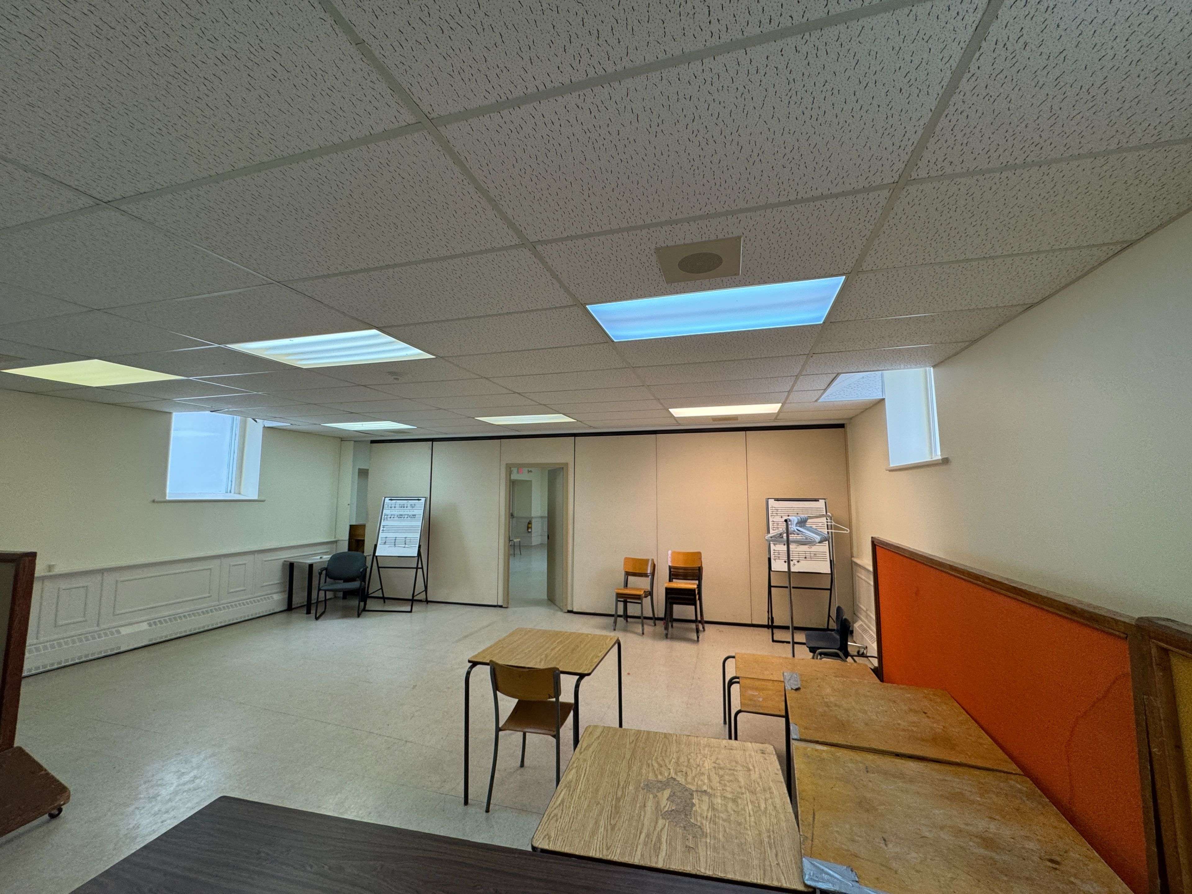 Peterborough Central, ON K9J 3N9,235 Rubidge ST #Lower