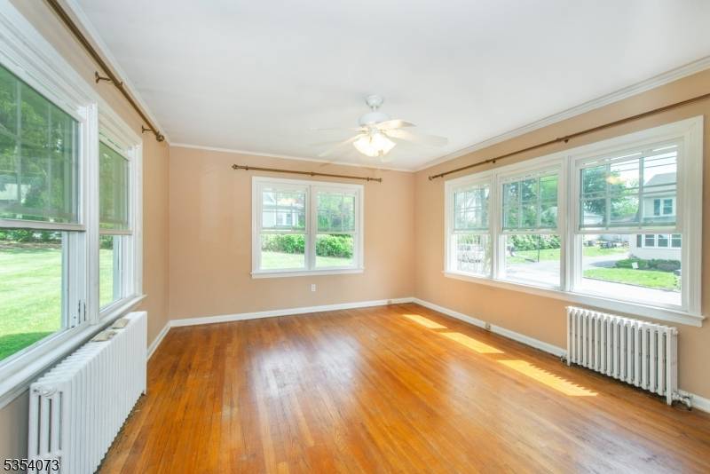 Rockaway Boro, NJ 07866,11 Harrison Ave