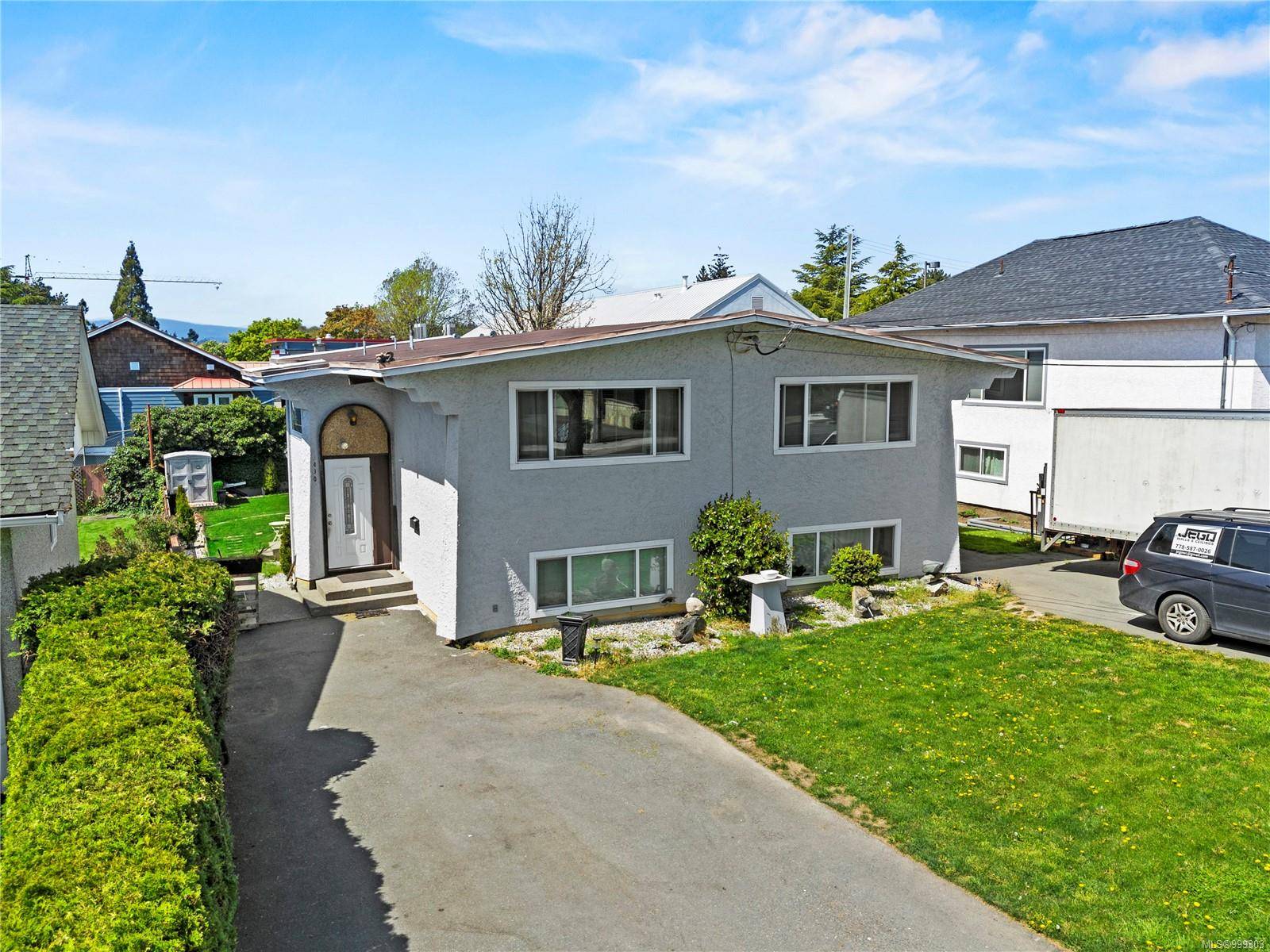 Saanich, BC V8Z 3V9,3430 Seaton St