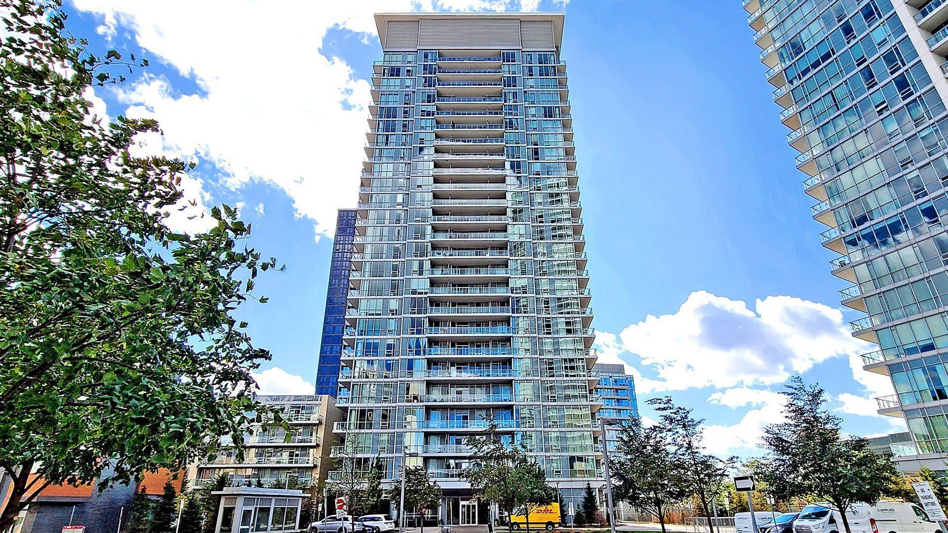 Toronto C15, ON M2J 0B6,62 Forest Manor RD #2506
