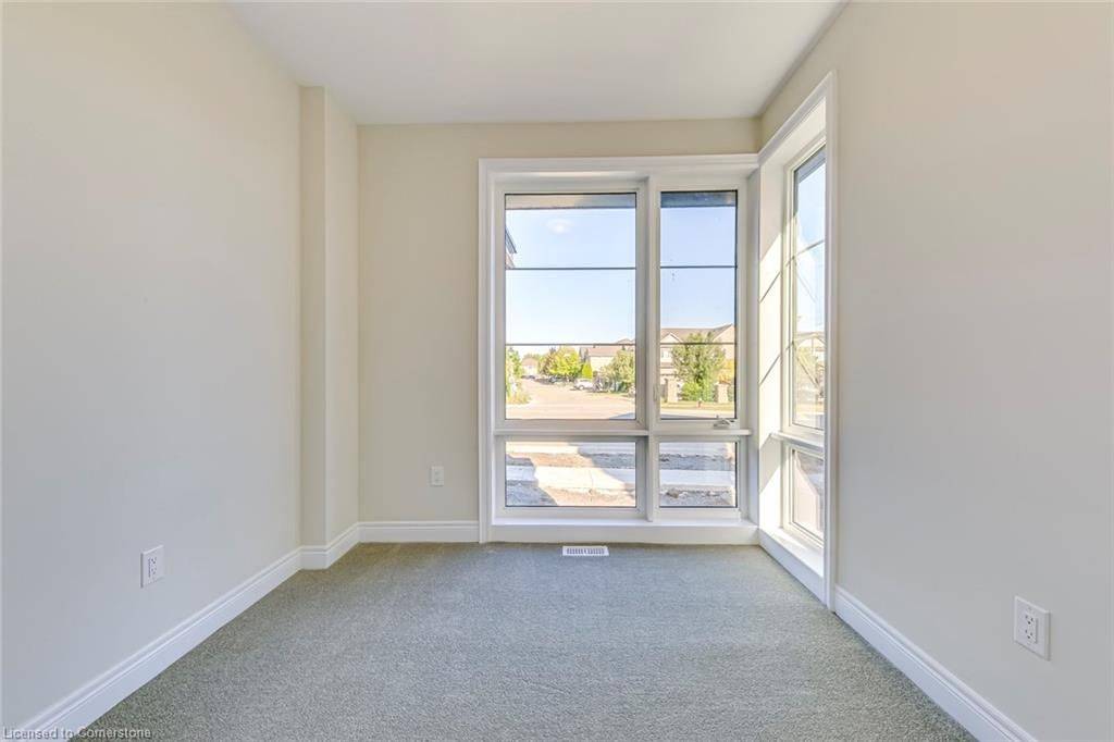 Burlington, ON L7M 2B2,2273 Turnberry RD #8