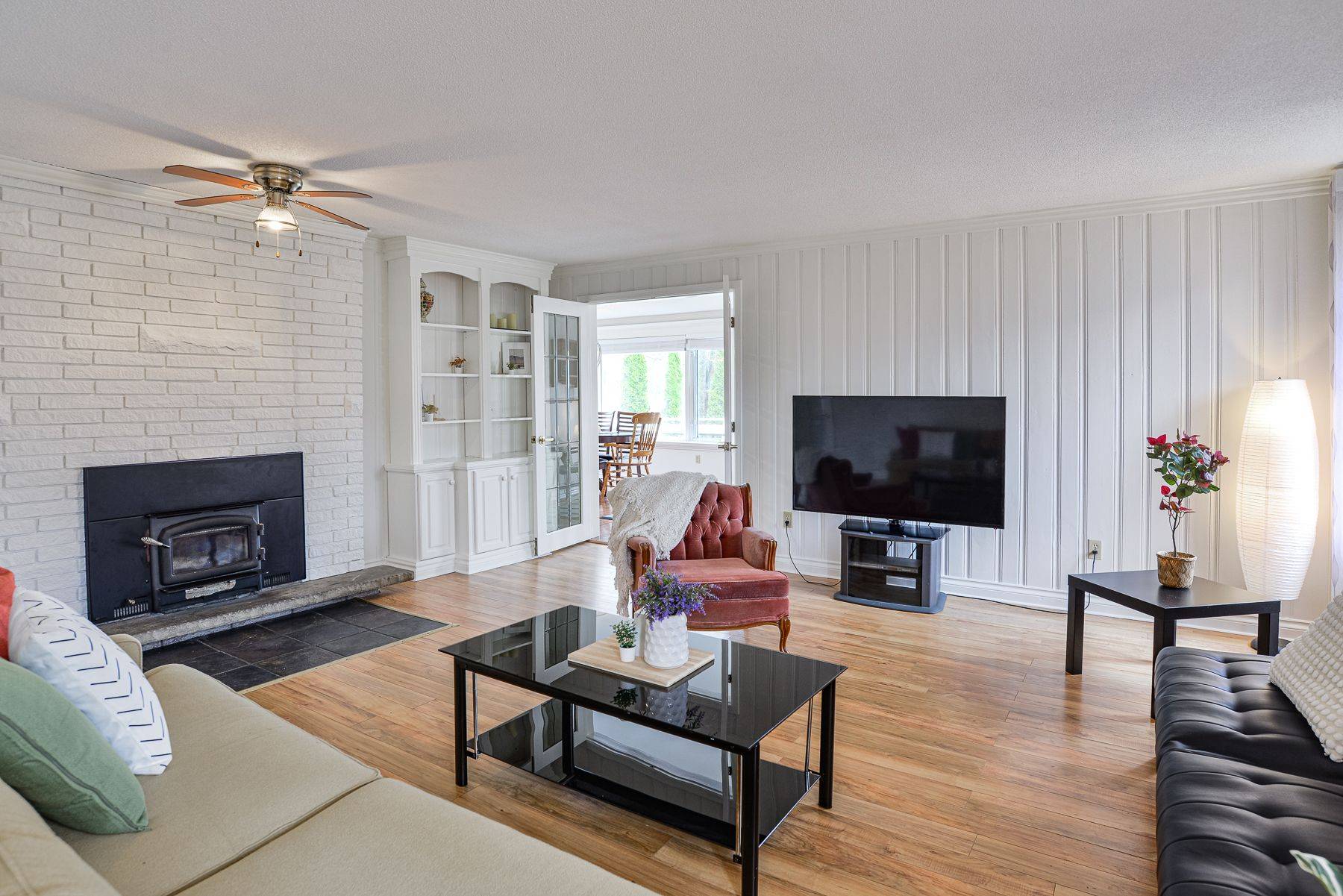 Orillia, ON L3V 0J5,231 Victoria CRES