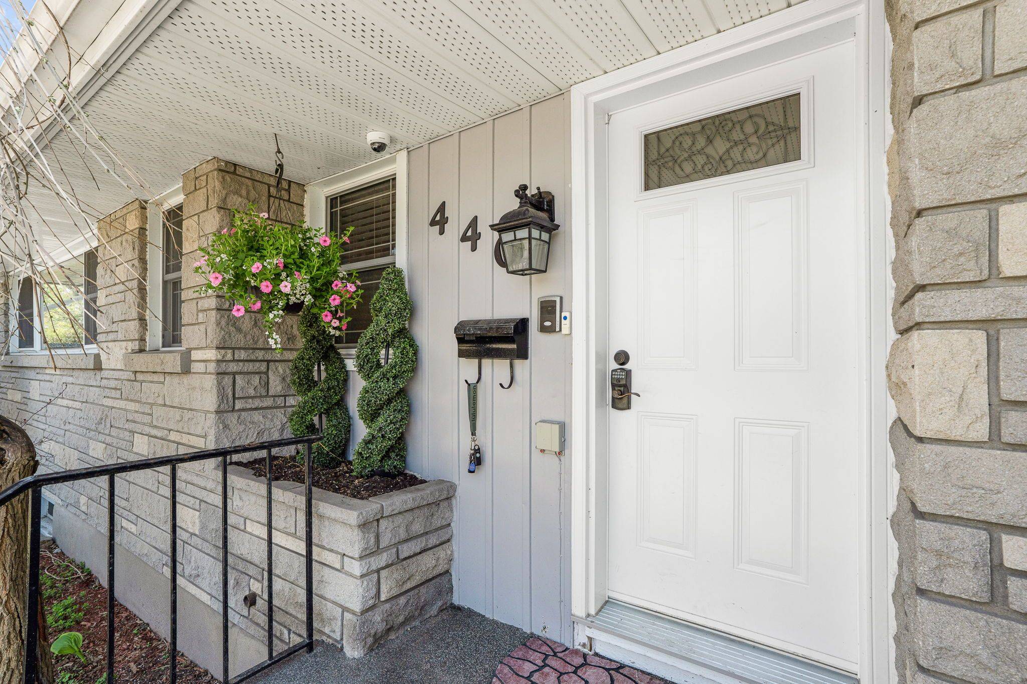 Alta Vista And Area, ON K1H 5A4,440 Smyth RD