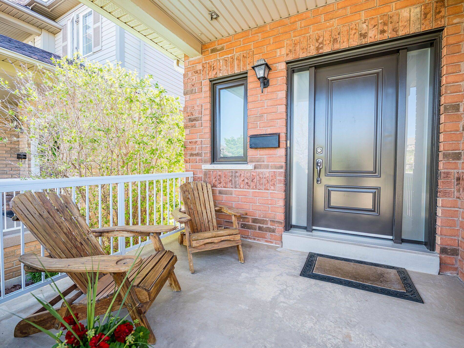 Milton, ON L9T 7C3,256 Sherwood RD