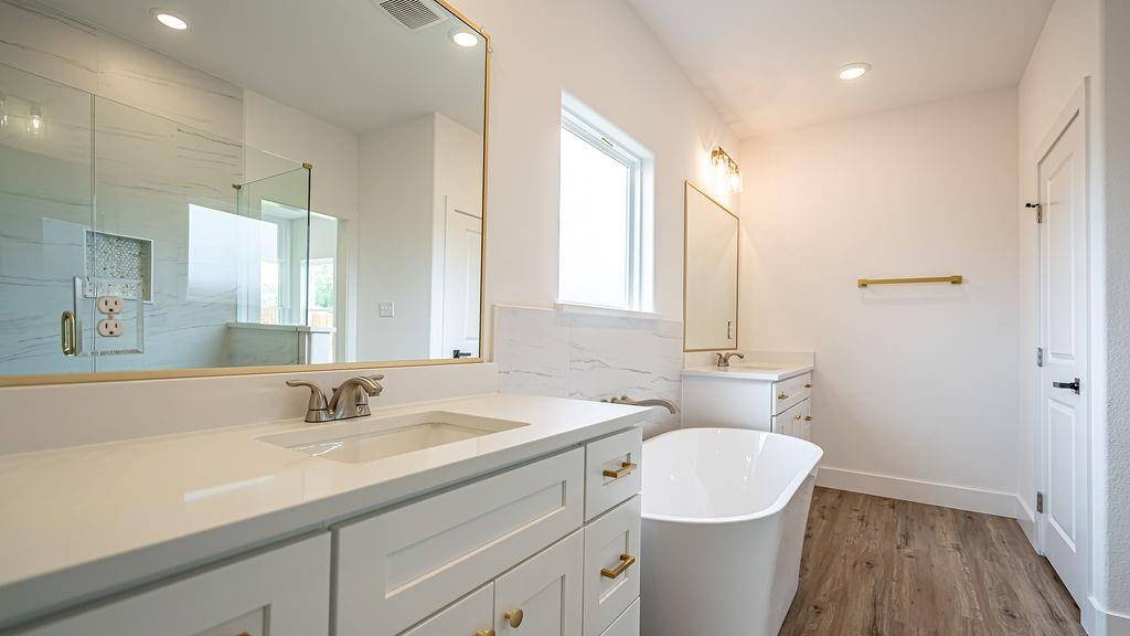 Granbury, TX 76048,2036 Salina Circle