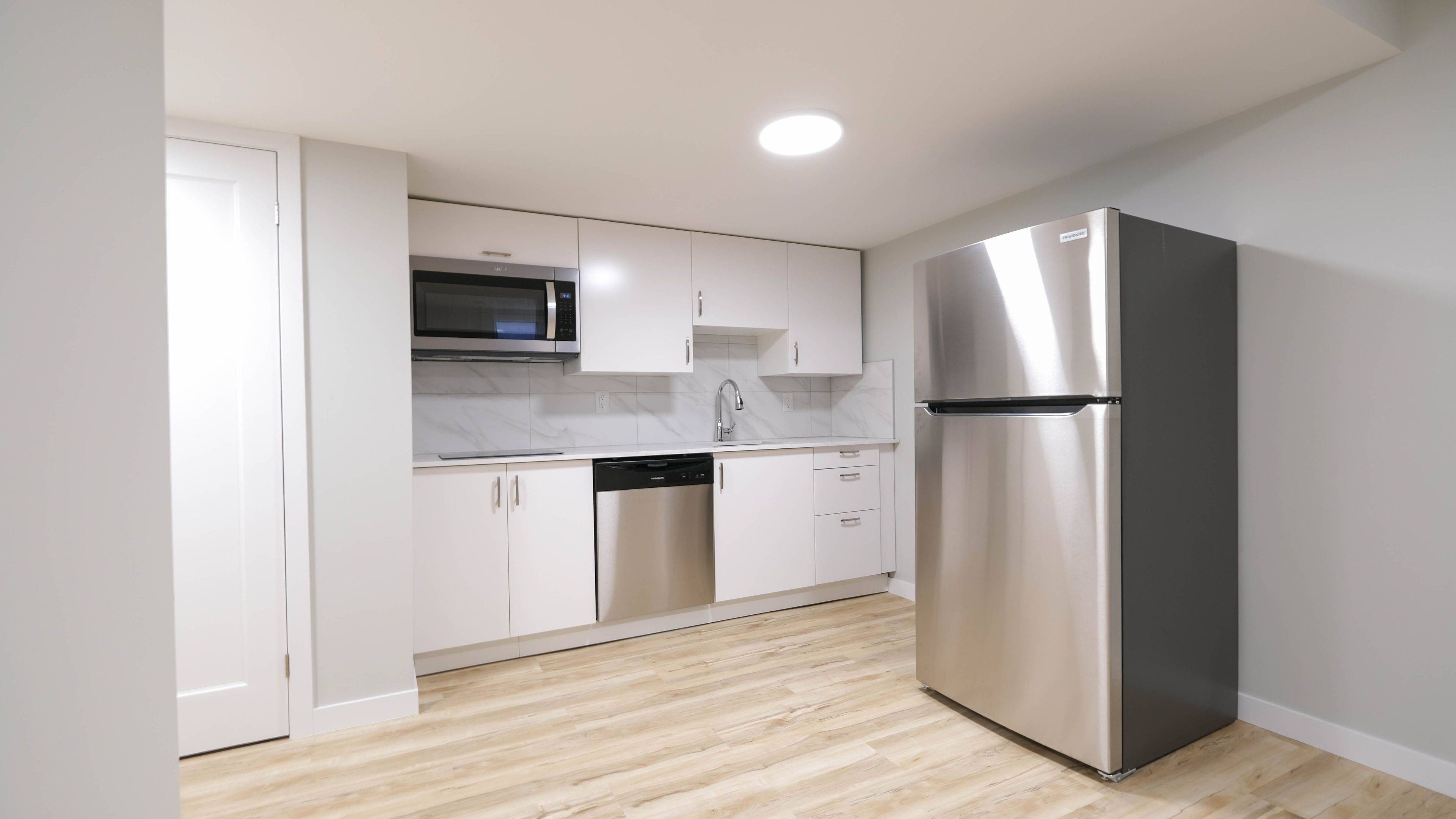 Toronto E06, ON M1N 1W3,40 Winston AVE #Unit B