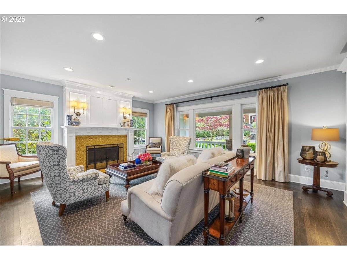 Portland, OR 97221,6228 SW Sweetbriar CT