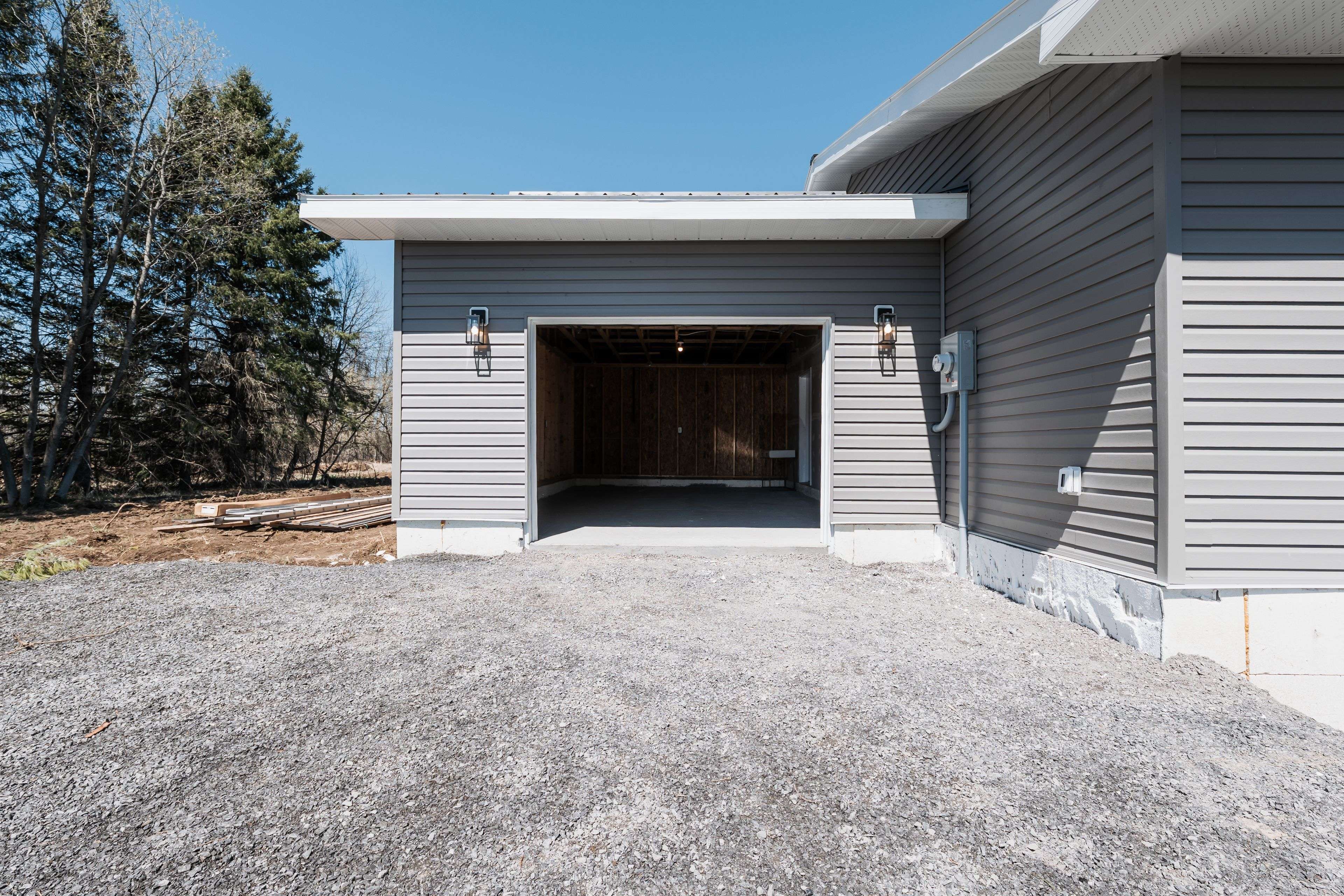 South Dundas, ON K0E 1C0,10379 Hanesville RD