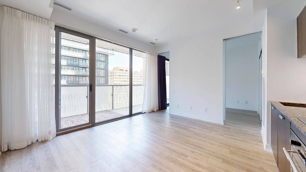 Toronto C08, ON M4Y 0C3,50 Charles ST E #1012