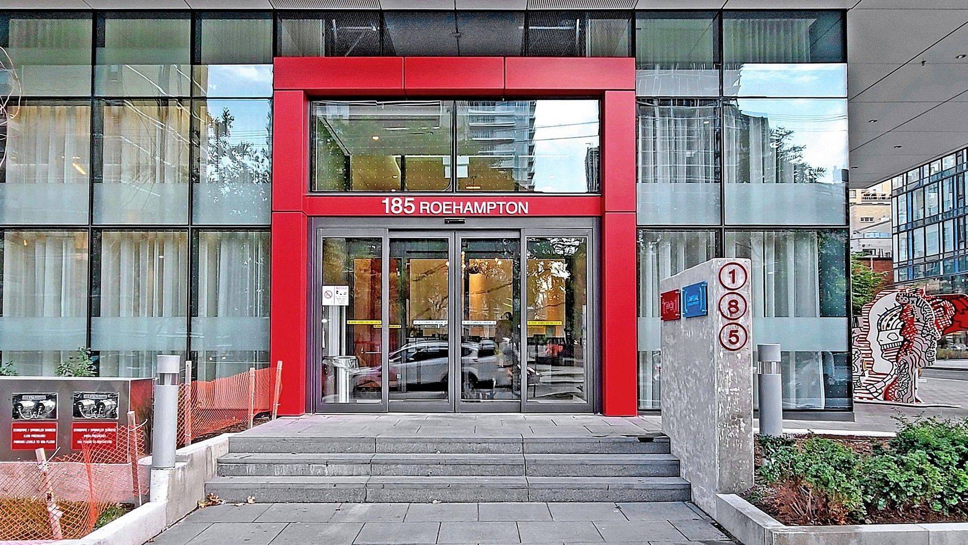Toronto C10, ON M4P 1R4,185 Roehampton AVE #1606