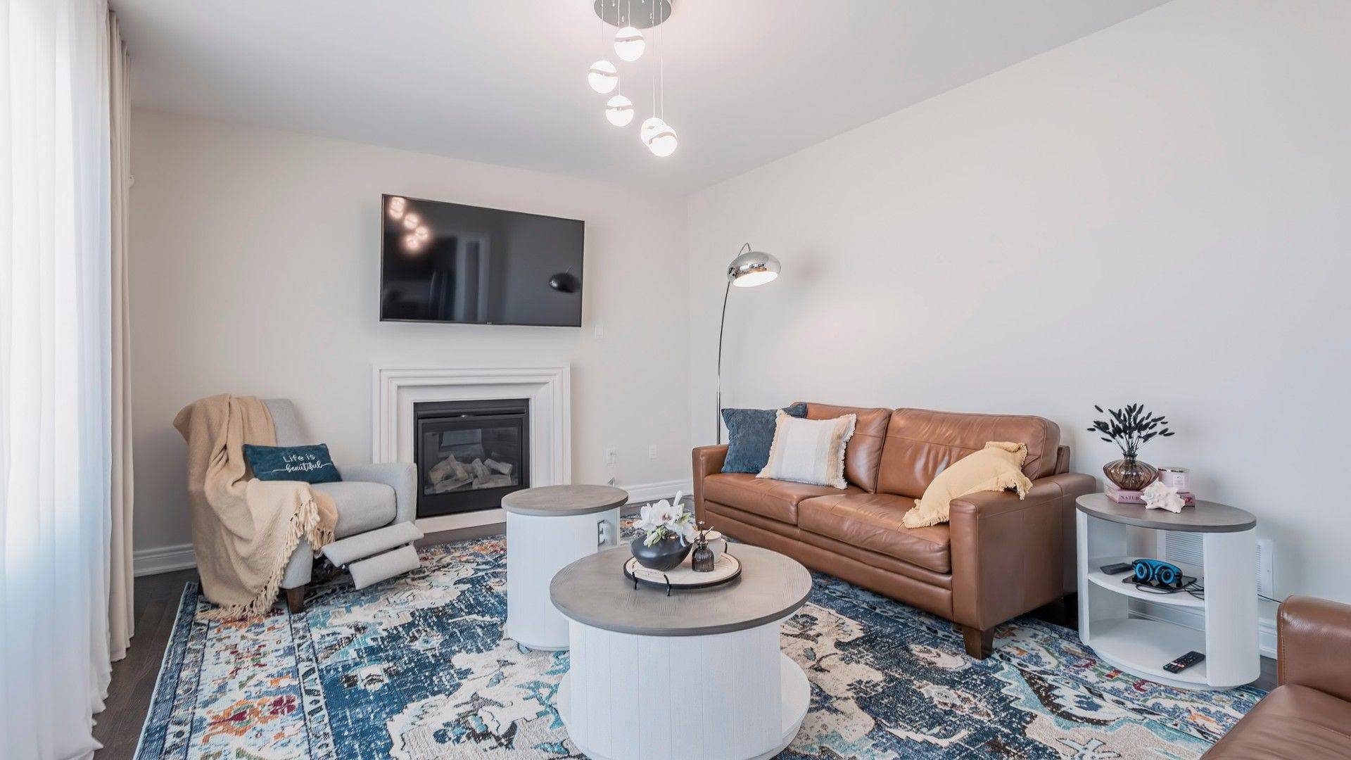 Georgina, ON L4P 0E9,65 Strathgreen LN