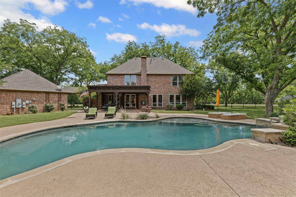 Granbury, TX 76049,7401 Hampton Drive