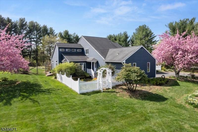 Clinton Twp., NJ 08801,15 Stacey Drive