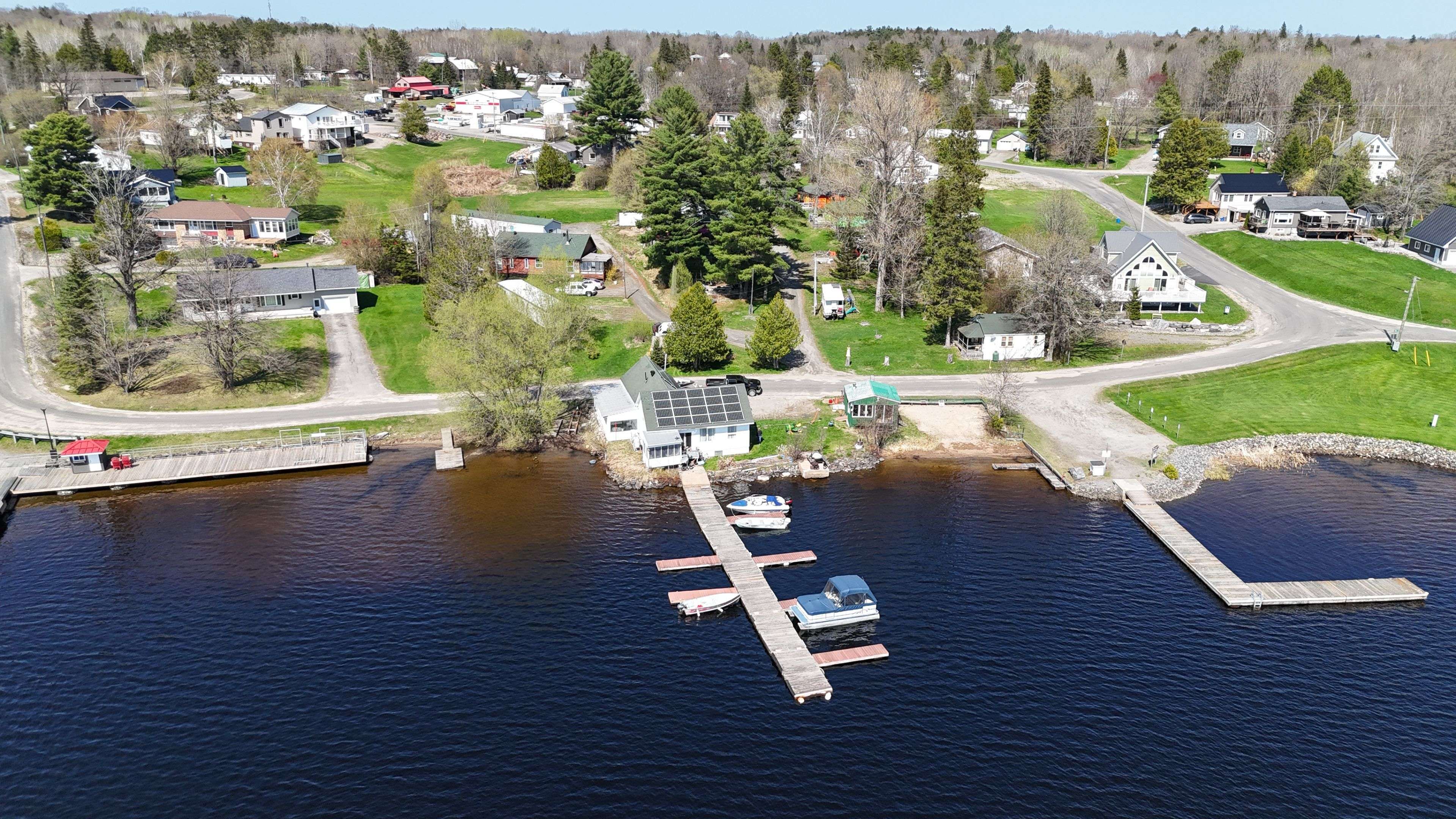 Parry Sound Remote Area, ON P0H 1Y0,84/85 Wilson Lake CRES