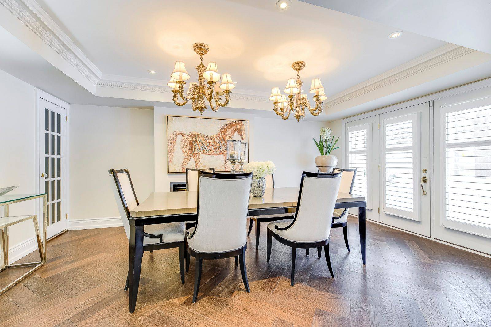 Oakville, ON L6K 1G4,363 Lakeshore RD W