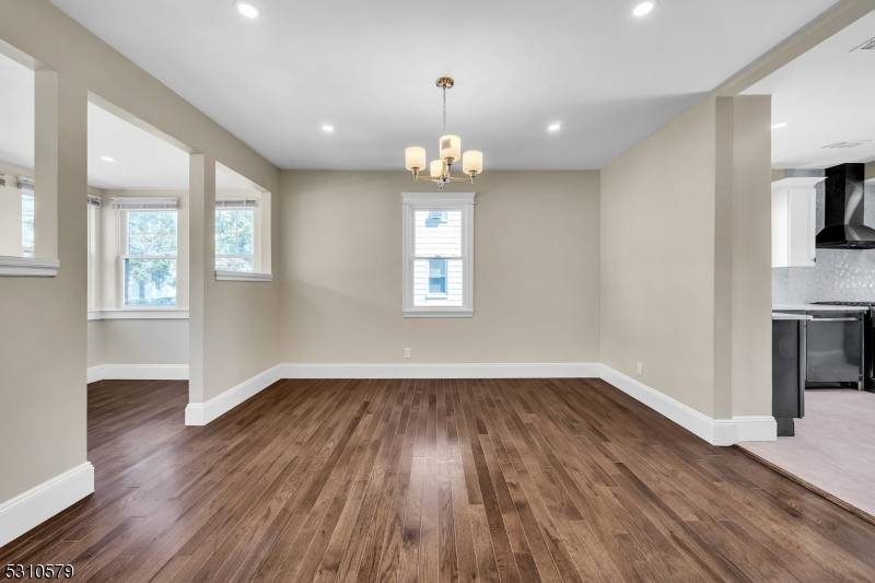 Teaneck Twp., NJ 07666,1293 Beaumont Ave