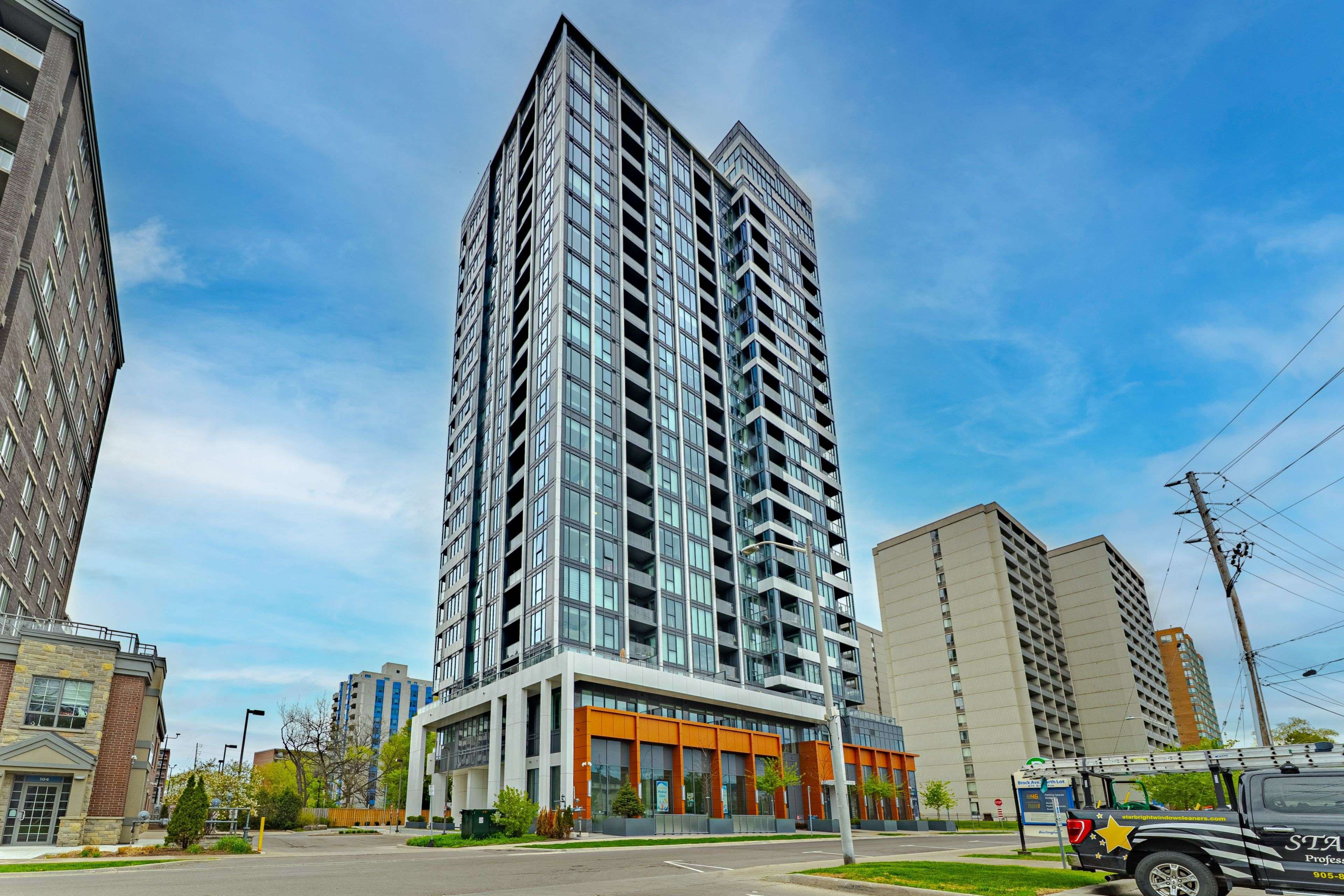 Burlington, ON L7S 0A5,500 Brock AVE #1007