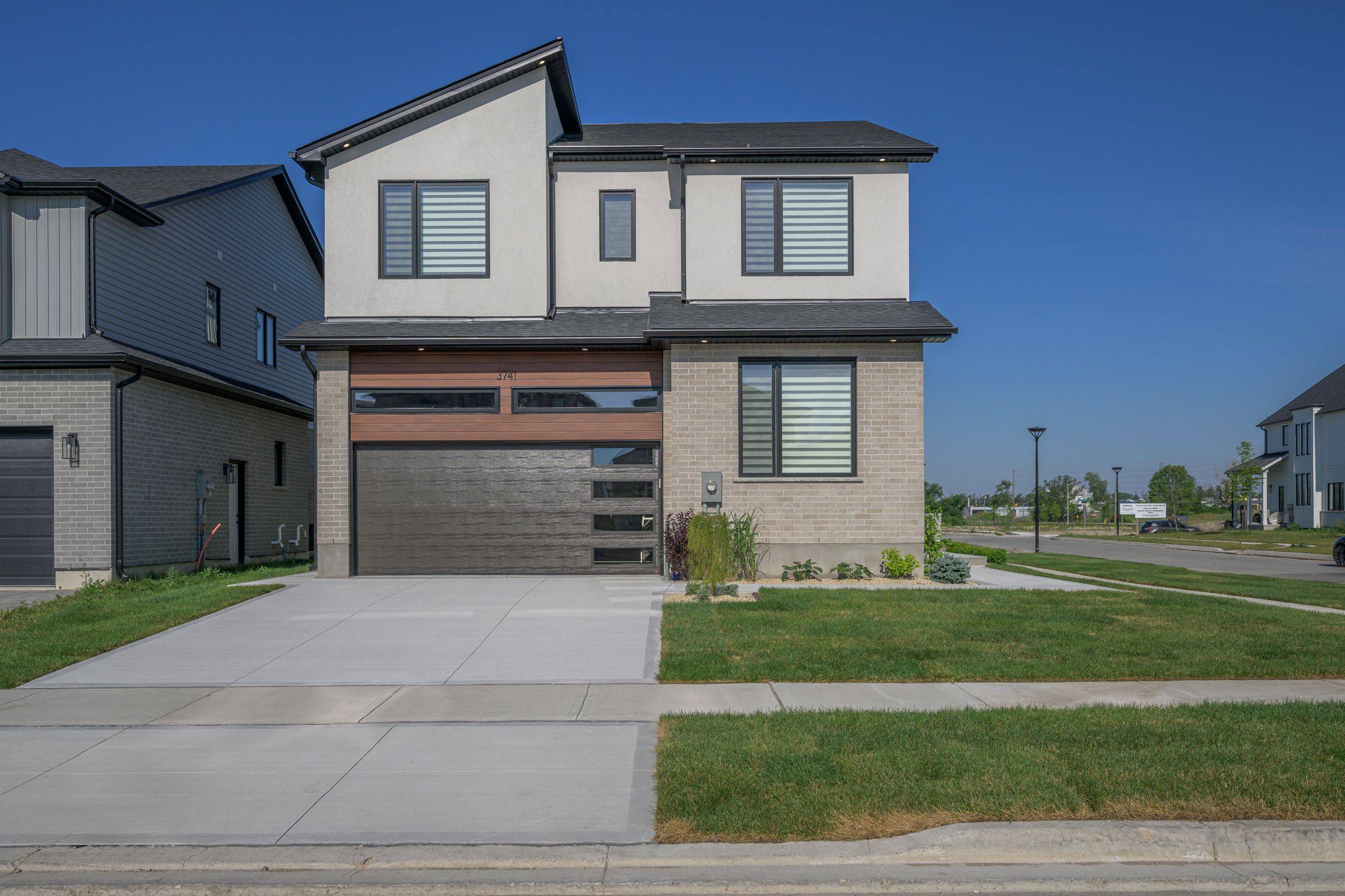 London South, ON N6L 1K3,3741 Somerston CRES