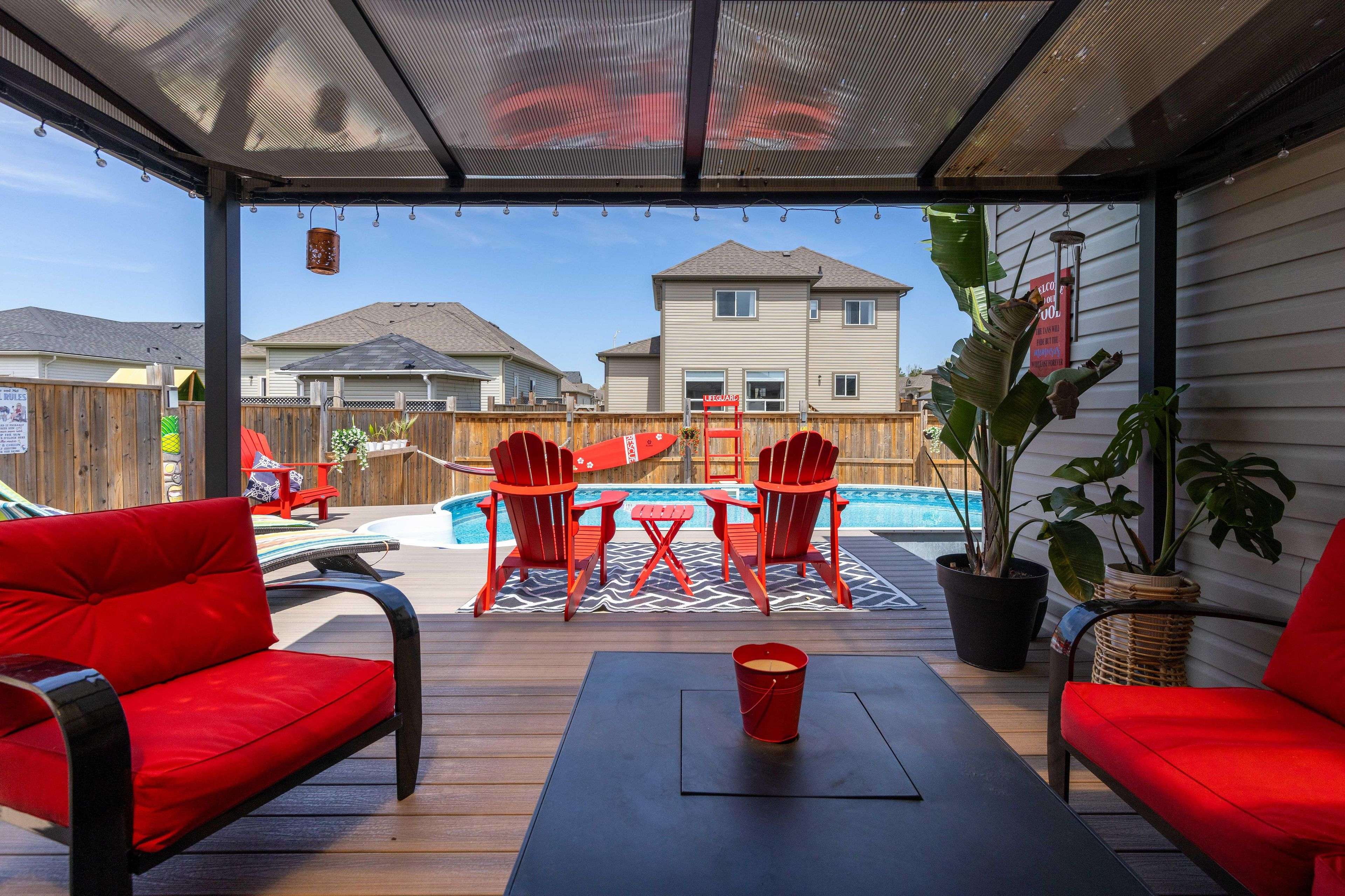 Fort Erie, ON L2A 1N1,396 Brady CT