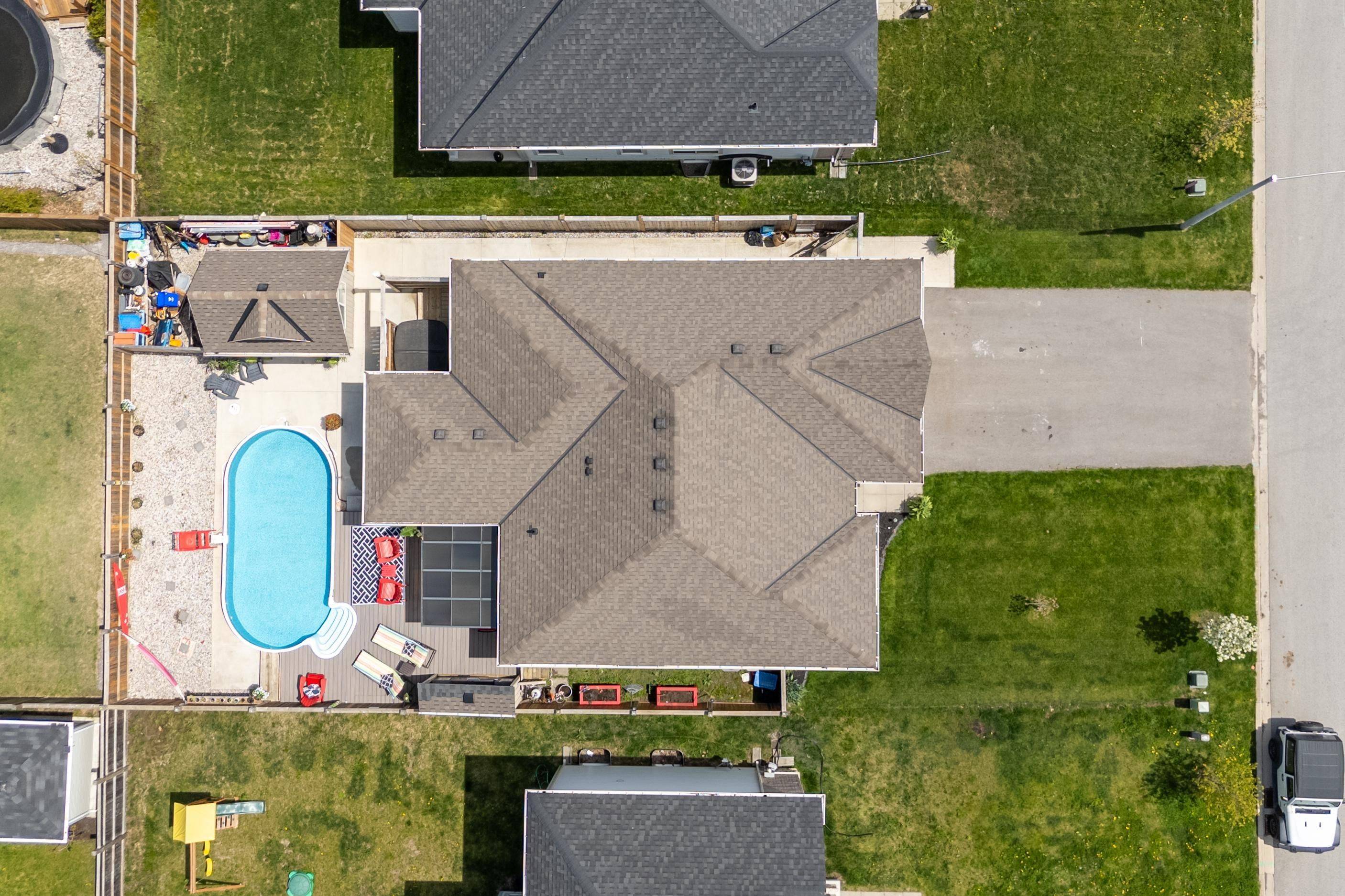 Fort Erie, ON L2A 1N1,396 Brady CT