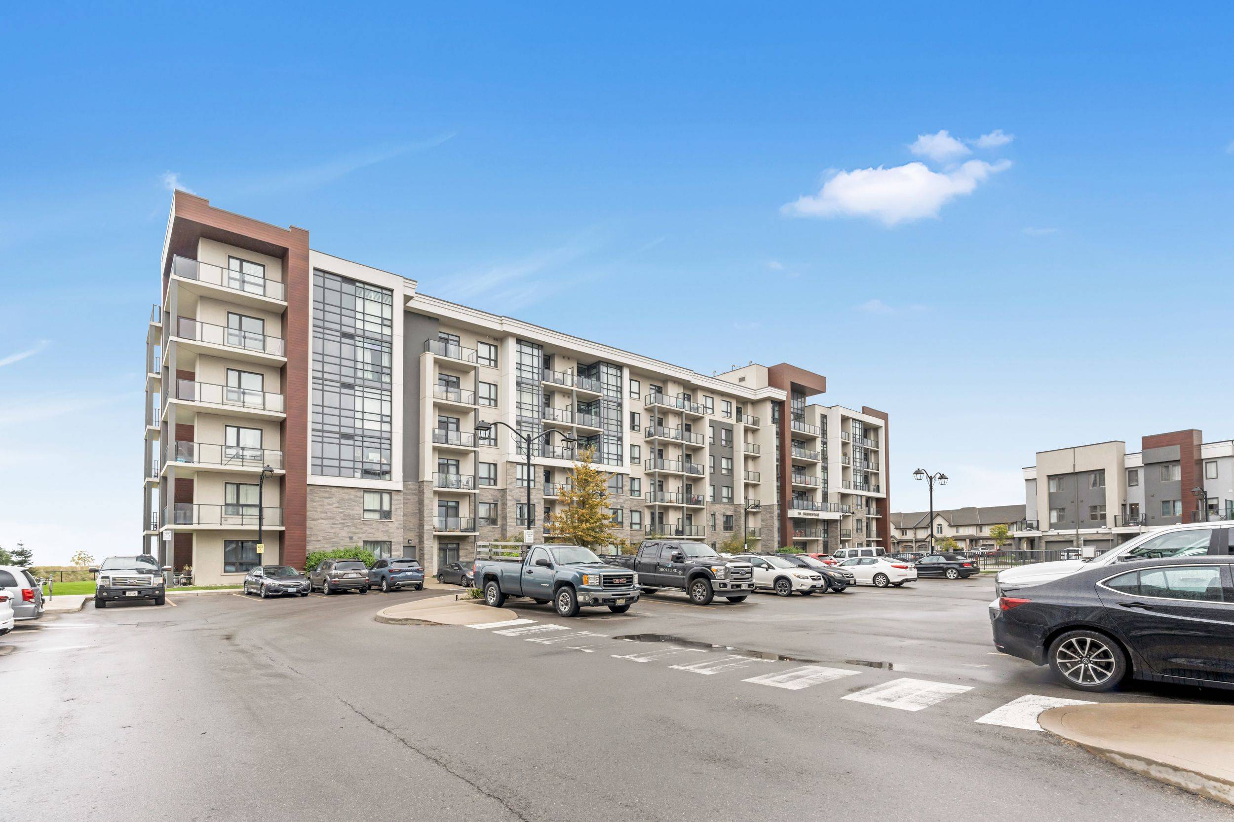 Hamilton, ON L8E 0K2,101 Shoreview PL #239