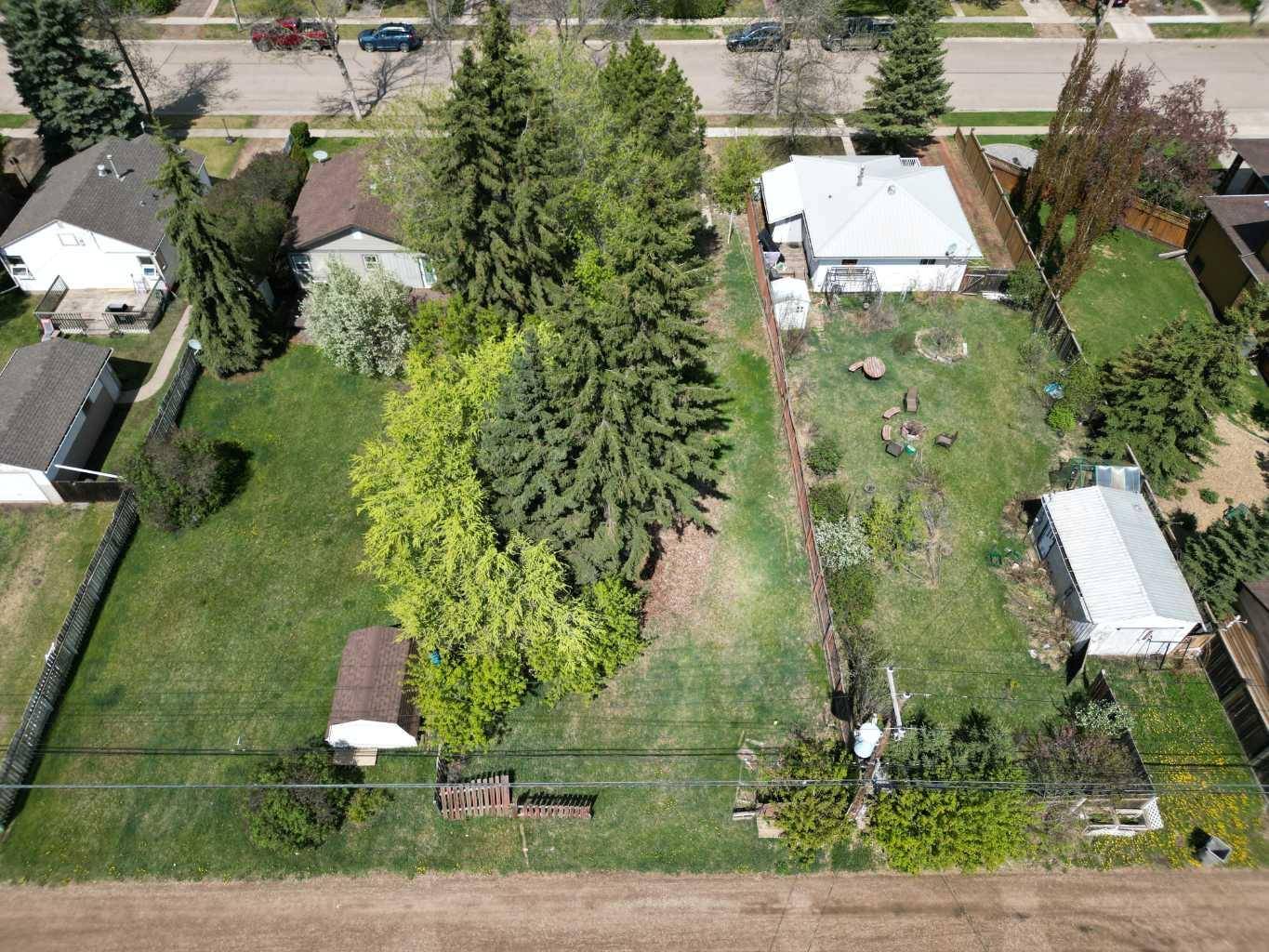 Stettler, AB T0C 2L0,5915 50A AVE