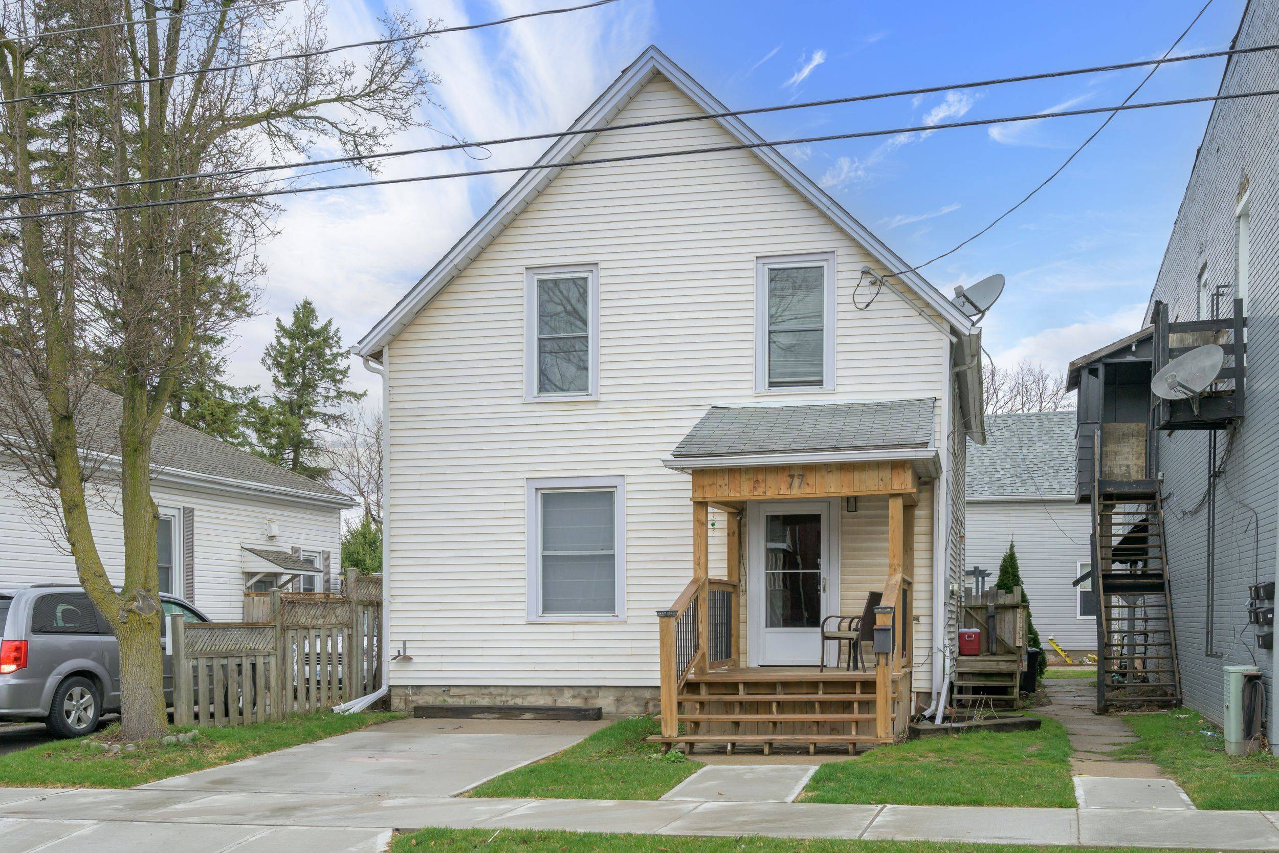 St. Thomas, ON N5P 1N5,77 Kains ST