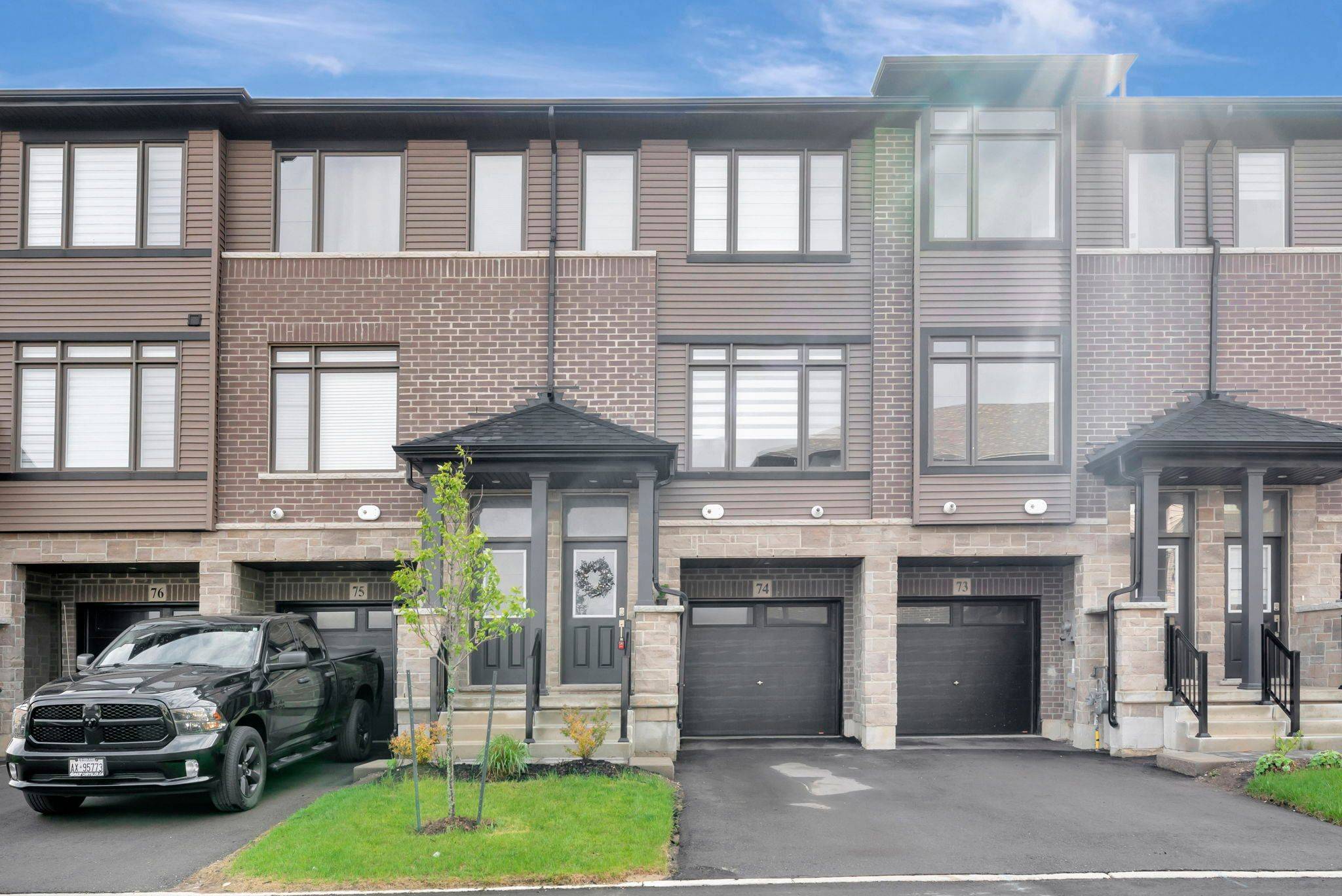 Brant, ON N3L 0N2,120 Court DR #74