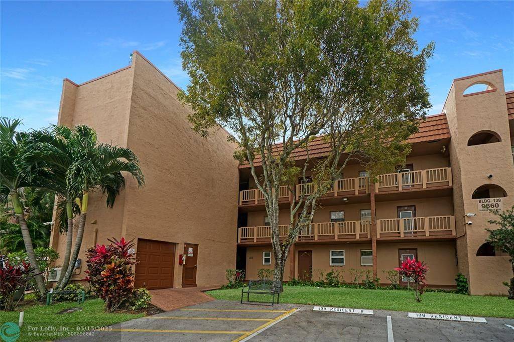 Sunrise, FL 33322,9660 Sunrise Lakes Blvd #301