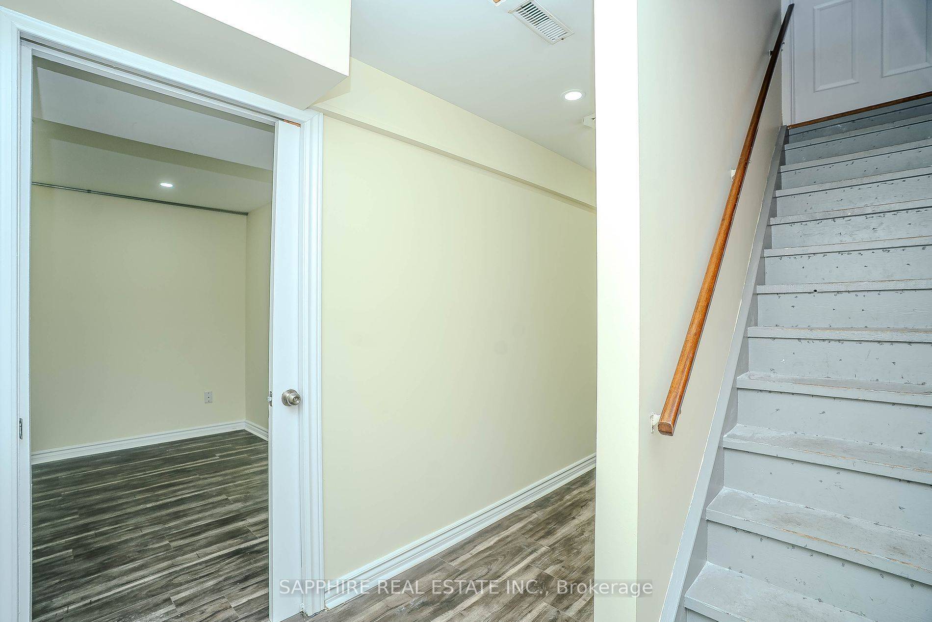 Milton, ON L9T 6A8,759 Hutchinson AVE #Lower
