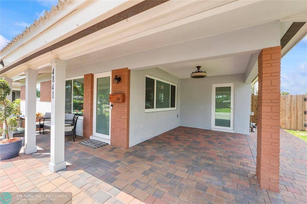 Oakland Park, FL 33334,4841 NE 7th Ave