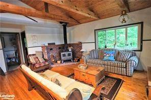 The Archipelago, ON P0G 1G0,329 HEALEY LAKE N/A #W/A