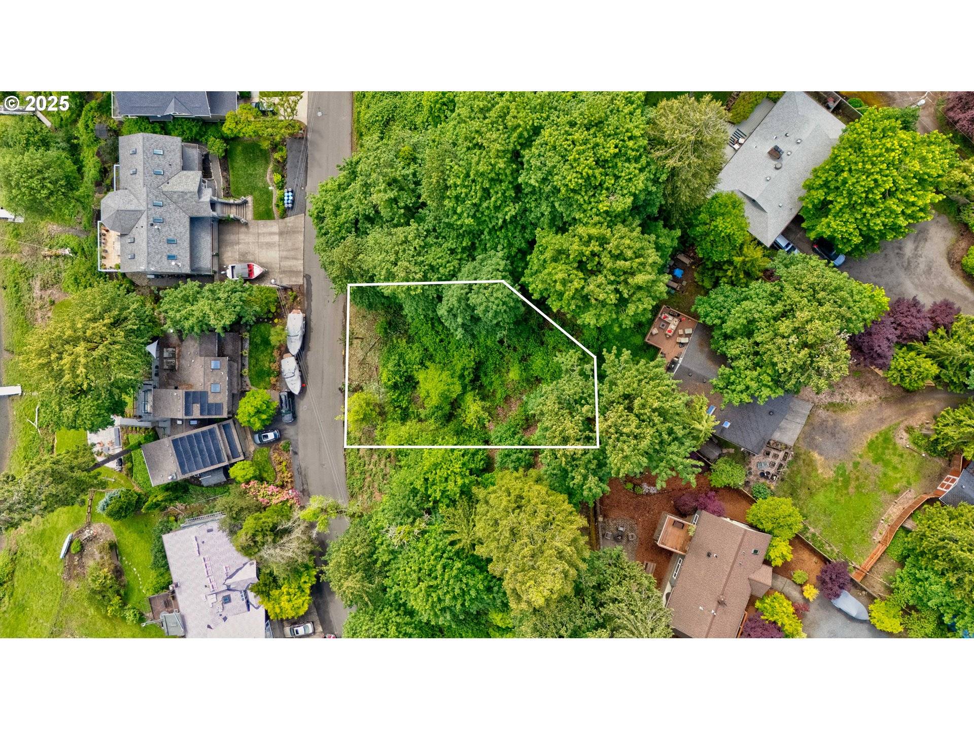 West Linn, OR 97068,19155 NIXON AVE